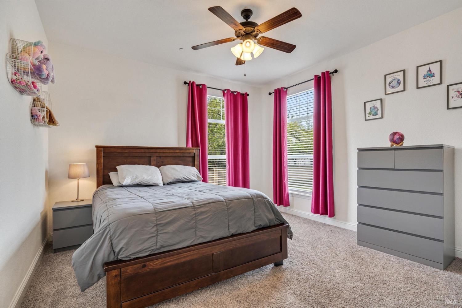 Detail Gallery Image 17 of 38 For 1707 Weiss Ln, Penngrove,  CA 94951 - 5 Beds | 3 Baths