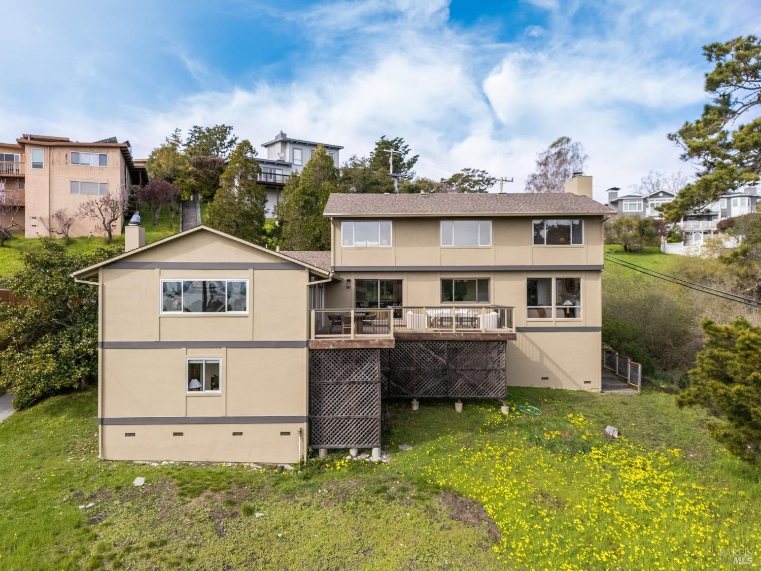 Detail Gallery Image 79 of 92 For 58 Lower North Ter, Tiburon,  CA 94920 - 5 Beds | 3/1 Baths