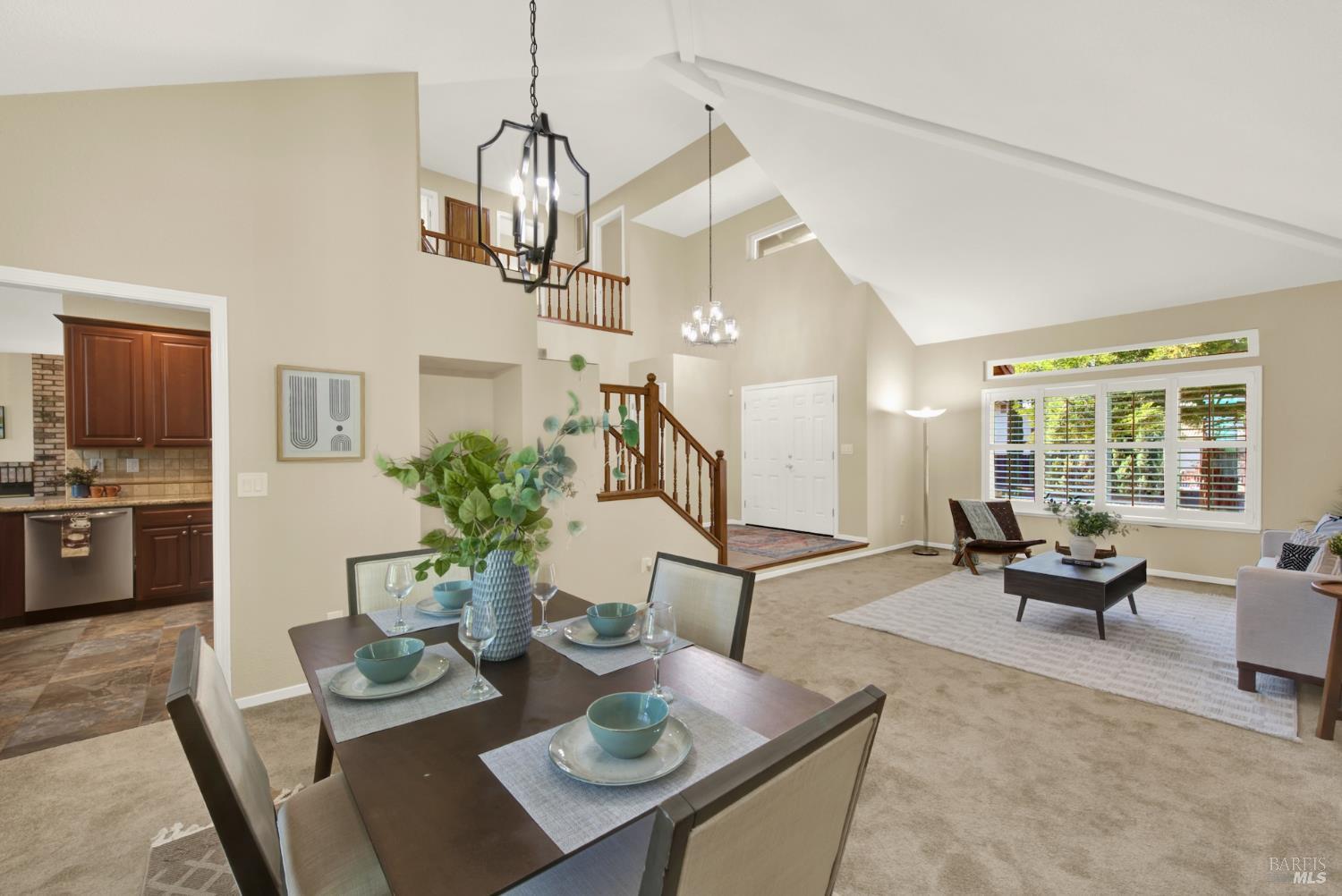 Detail Gallery Image 3 of 60 For 155 Fallen Leaf Dr, Vacaville,  CA 95687 - 4 Beds | 3 Baths