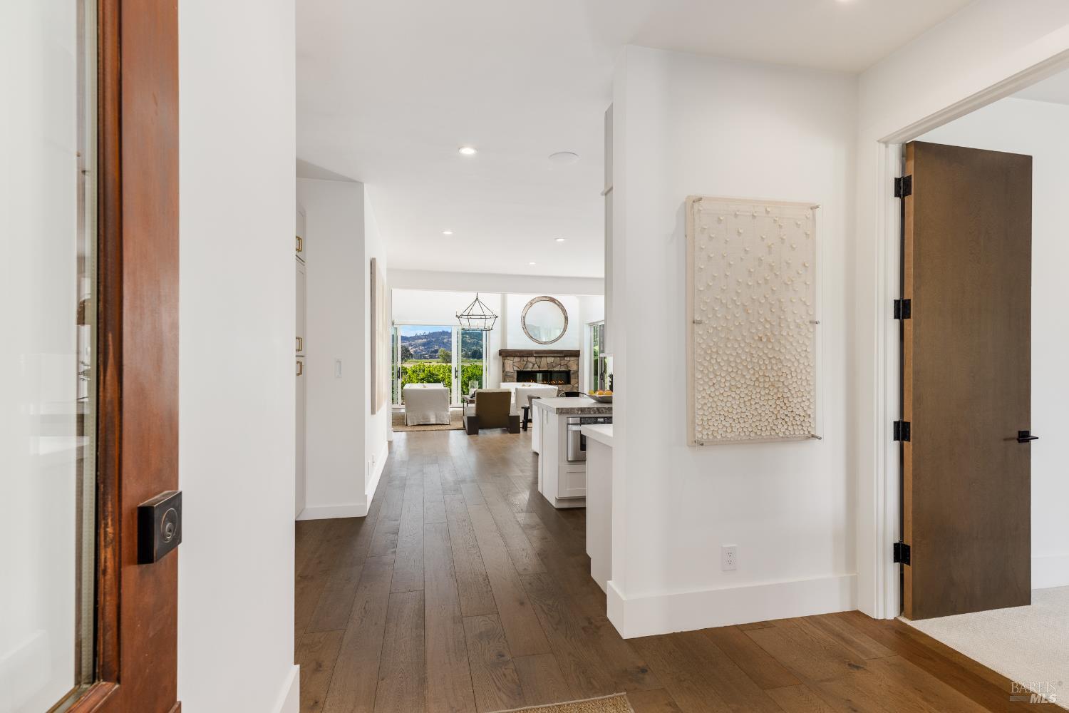 Detail Gallery Image 3 of 40 For 6476 Red Winery Rd, Geyserville,  CA 95441 - 3 Beds | 3 Baths