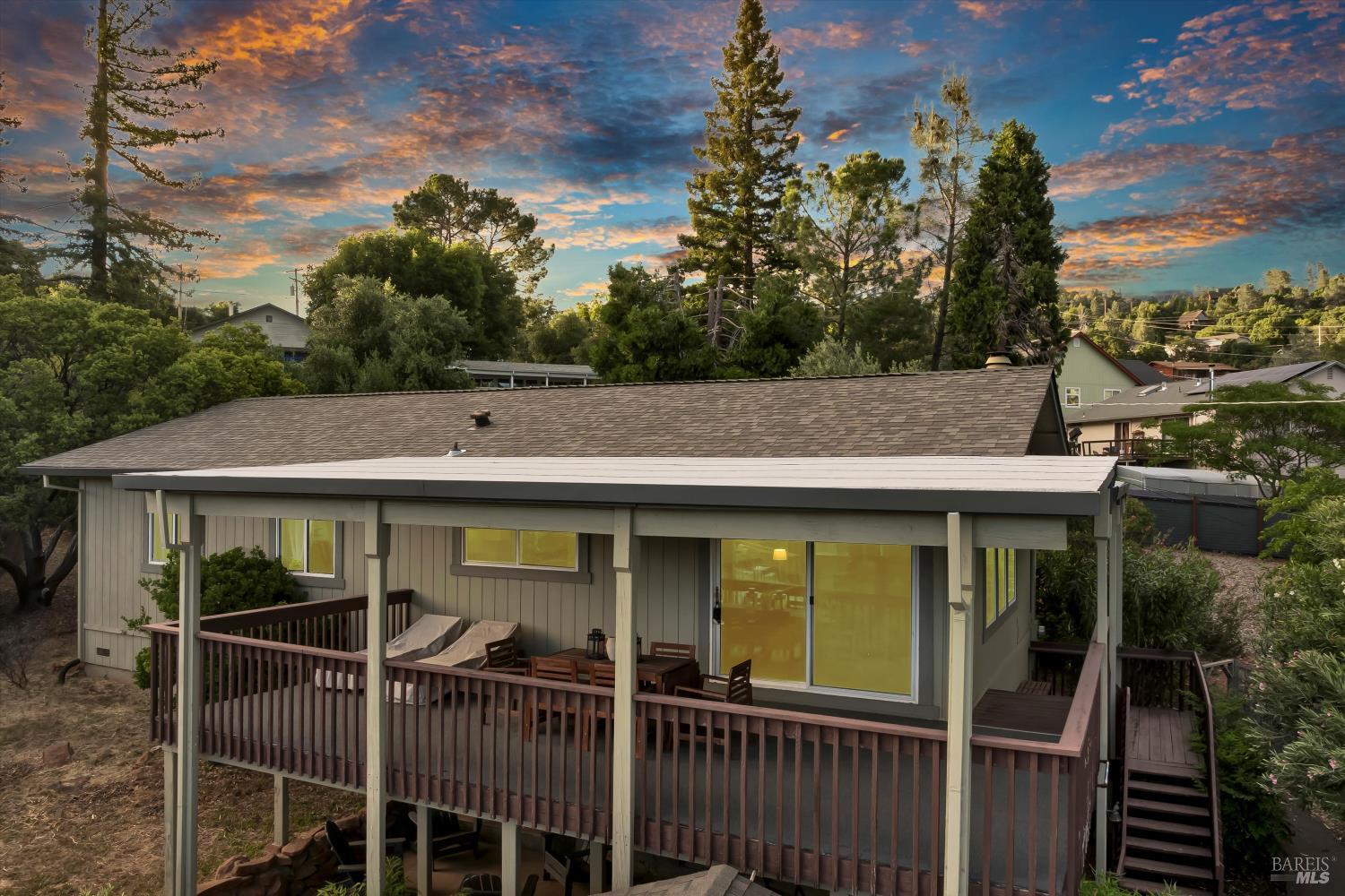 Detail Gallery Image 46 of 47 For 18528 N Shore Dr, Hidden Valley Lake,  CA 95467 - 3 Beds | 3 Baths