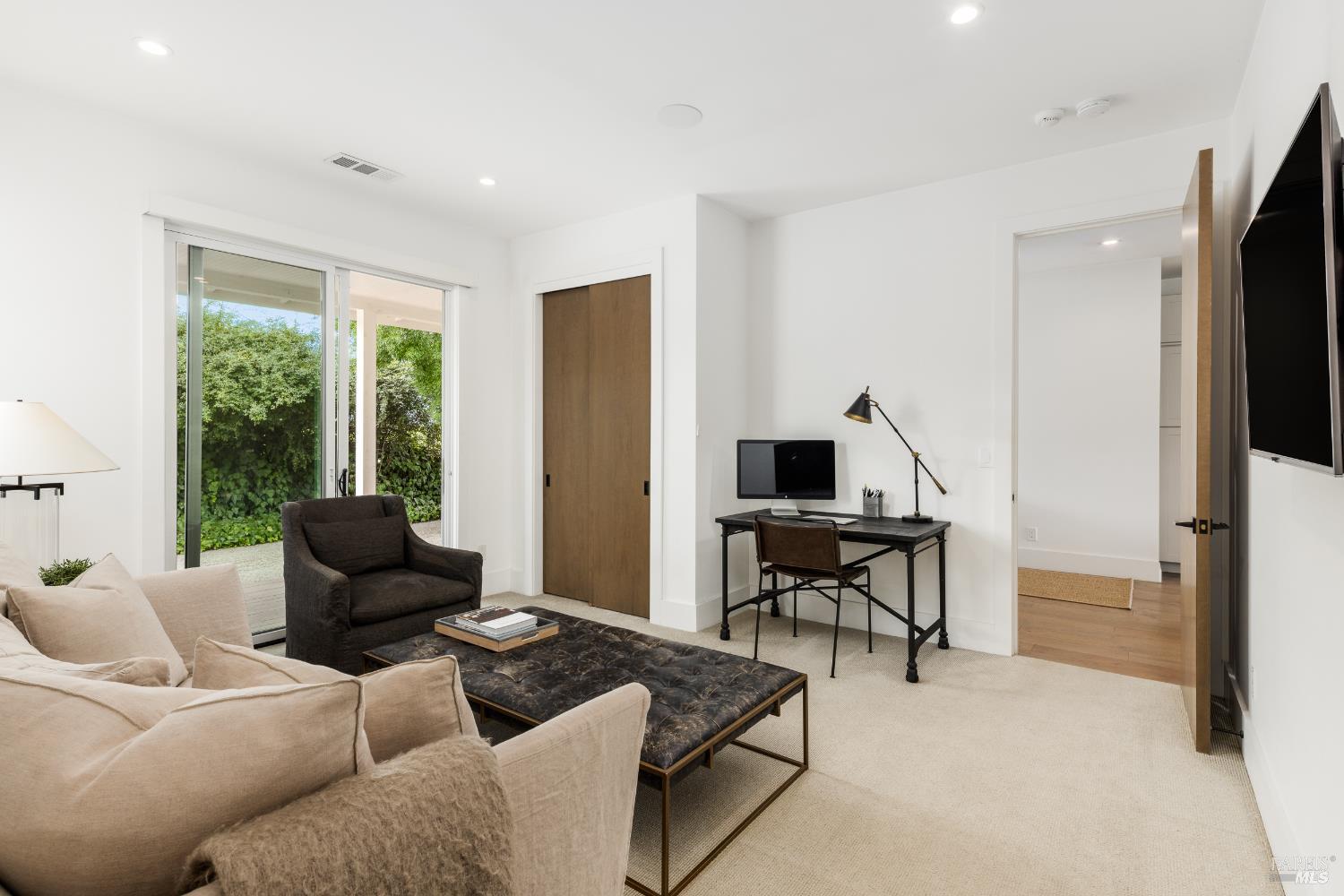 Detail Gallery Image 23 of 40 For 6476 Red Winery Rd, Geyserville,  CA 95441 - 3 Beds | 3 Baths