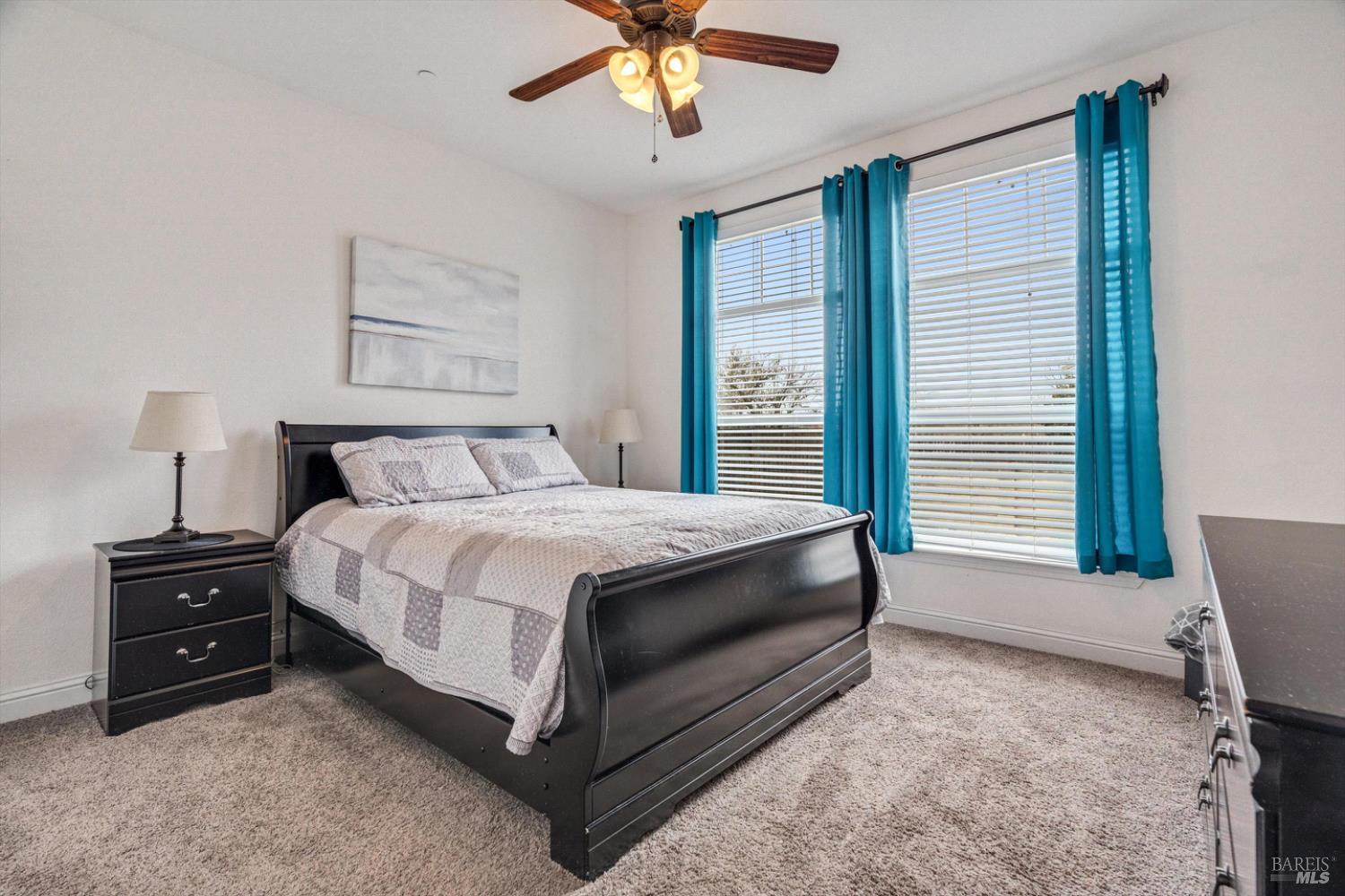 Detail Gallery Image 18 of 38 For 1707 Weiss Ln, Penngrove,  CA 94951 - 5 Beds | 3 Baths