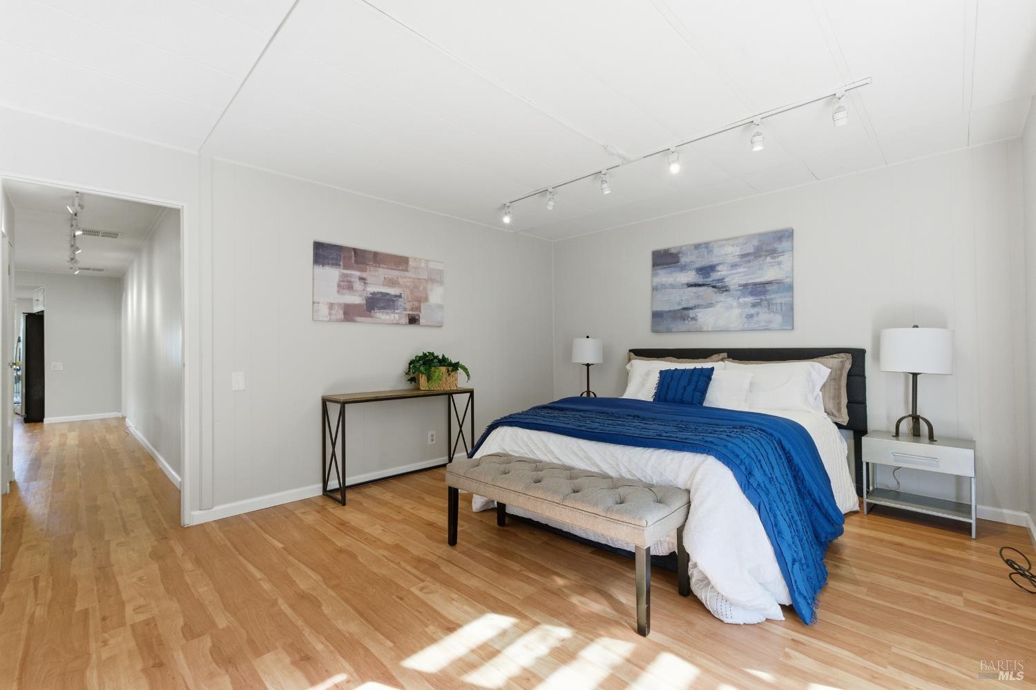 Detail Gallery Image 25 of 58 For 15 Scenic Dr, Novato,  CA 94949 - 2 Beds | 2 Baths