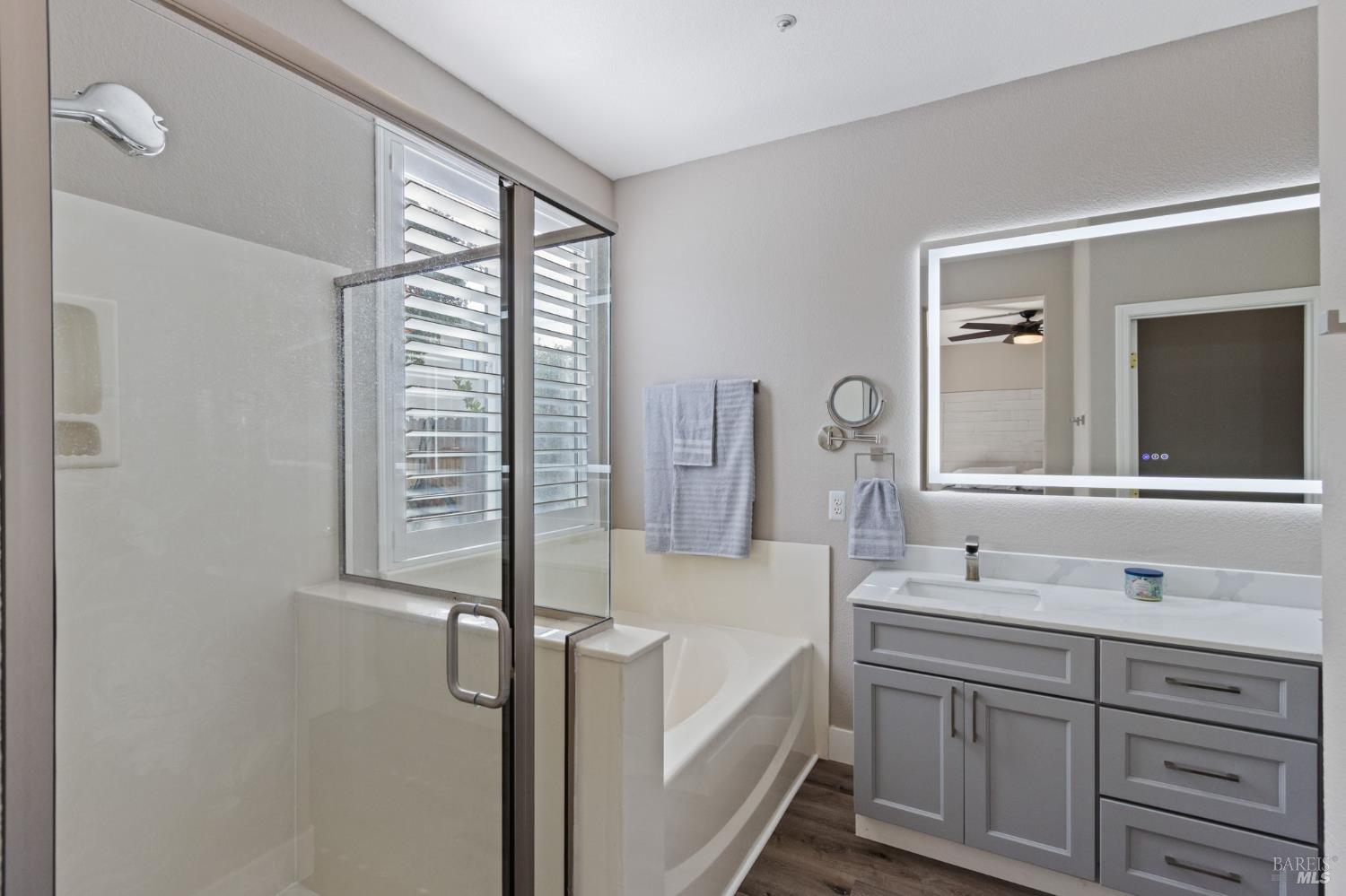 Detail Gallery Image 33 of 48 For 4413 Meadow Valley Cir, Fairfield,  CA 94534 - 4 Beds | 2 Baths