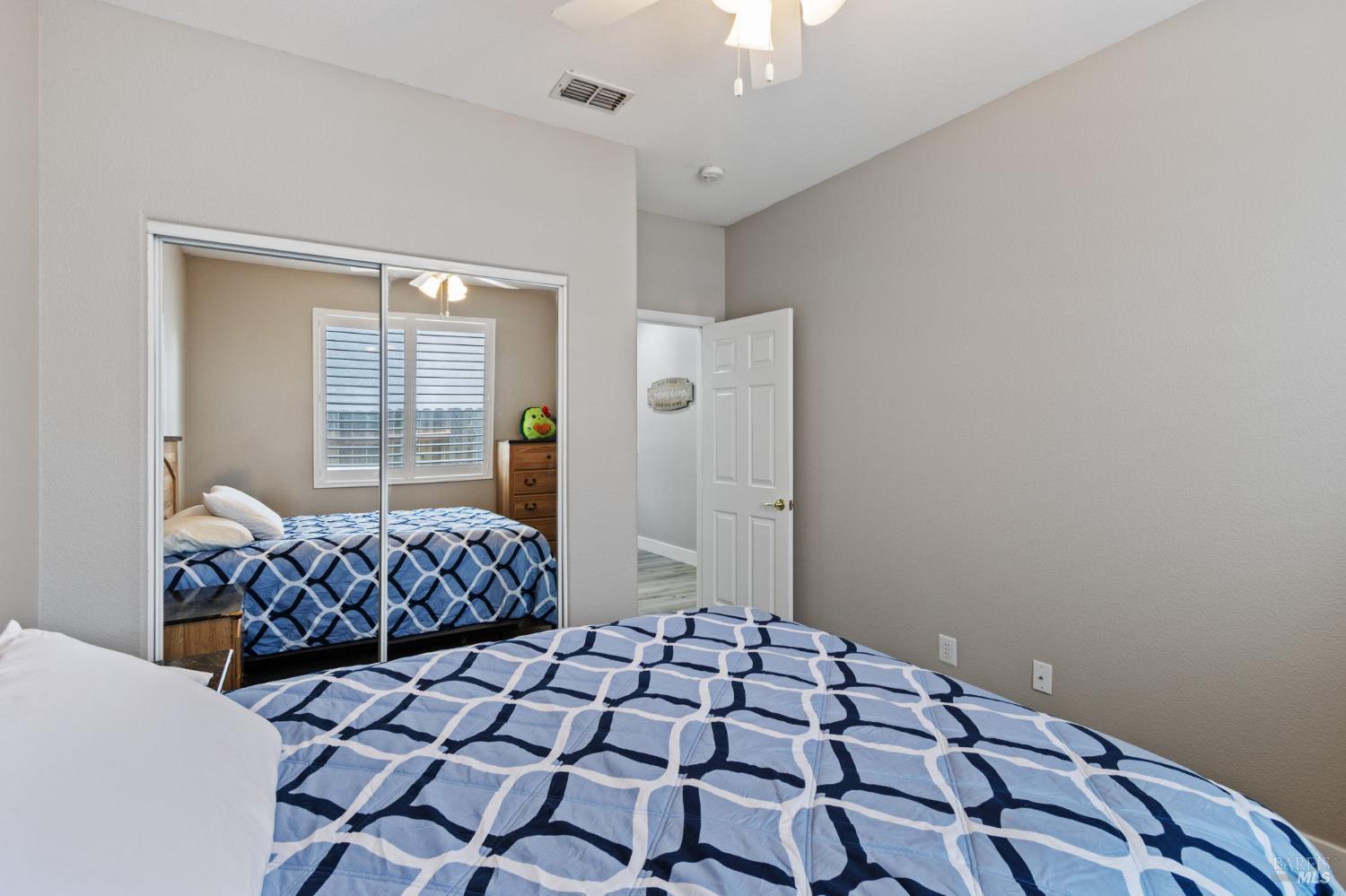 Detail Gallery Image 24 of 48 For 4413 Meadow Valley Cir, Fairfield,  CA 94534 - 4 Beds | 2 Baths