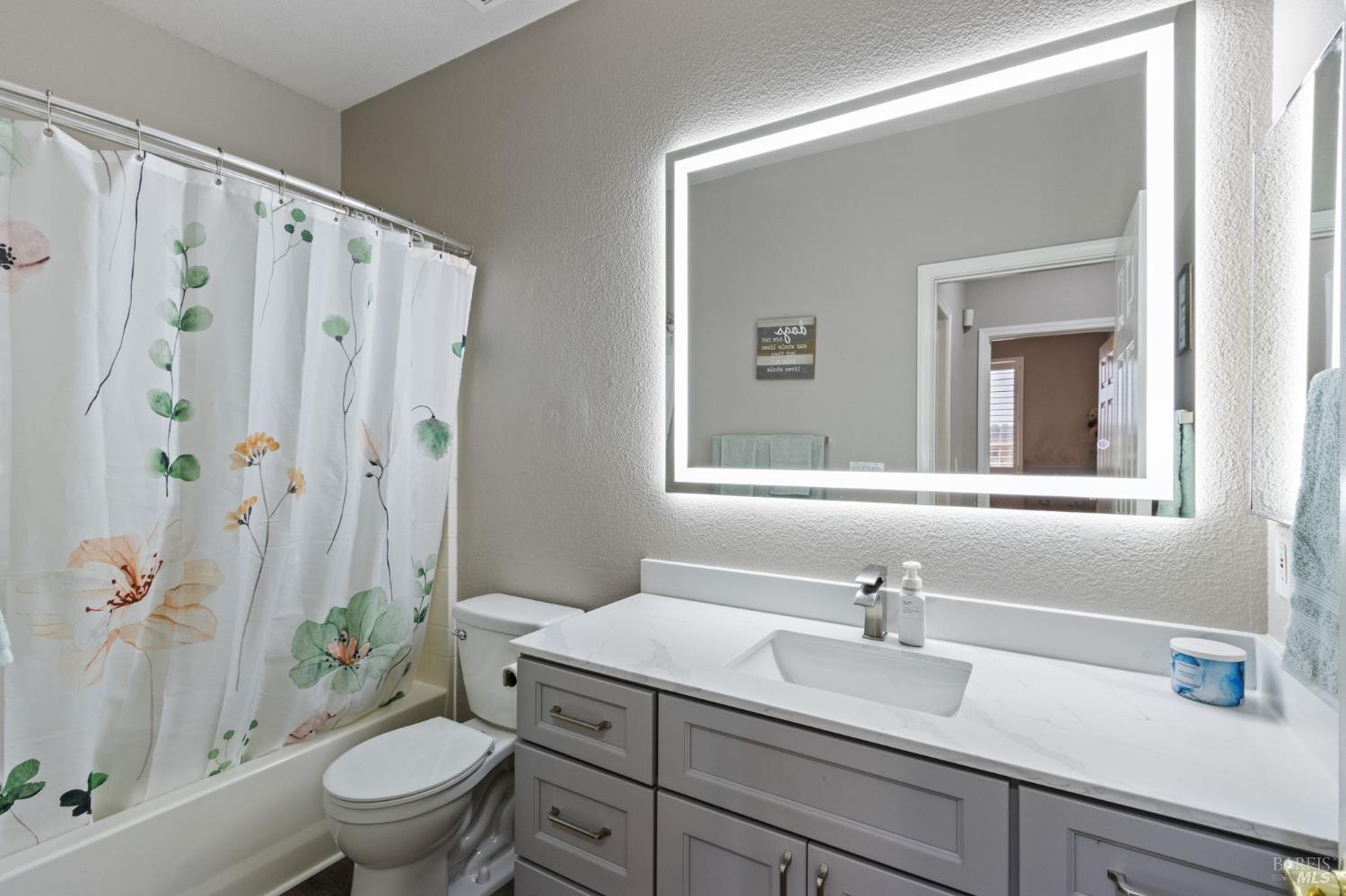 Detail Gallery Image 28 of 48 For 4413 Meadow Valley Cir, Fairfield,  CA 94534 - 4 Beds | 2 Baths