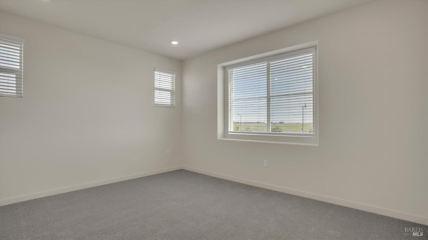 Detail Gallery Image 24 of 42 For 862 Telford Dr, Vacaville,  CA 95687 - 3 Beds | 2/1 Baths