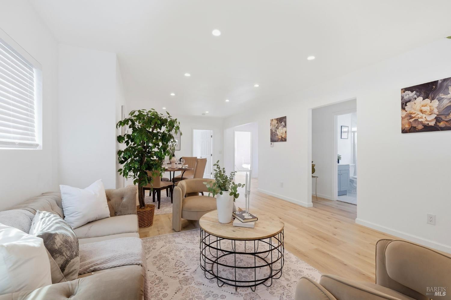 Detail Gallery Image 6 of 30 For 333 14th St, Vallejo,  CA 94590 - 3 Beds | 2 Baths