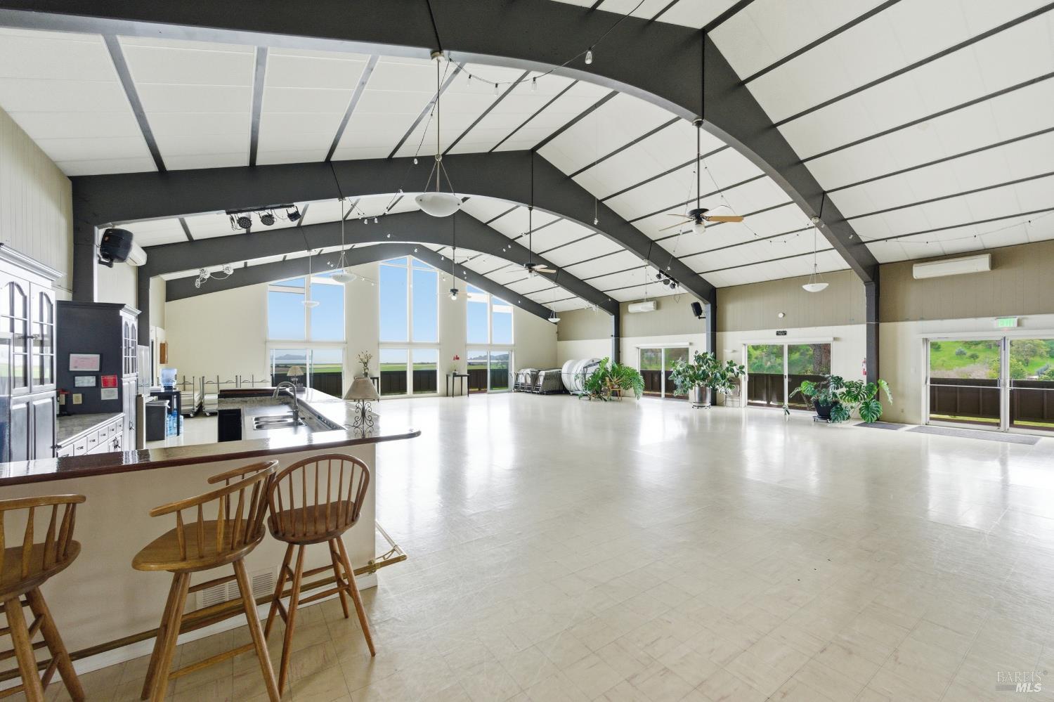 Detail Gallery Image 51 of 58 For 15 Scenic Dr, Novato,  CA 94949 - 2 Beds | 2 Baths