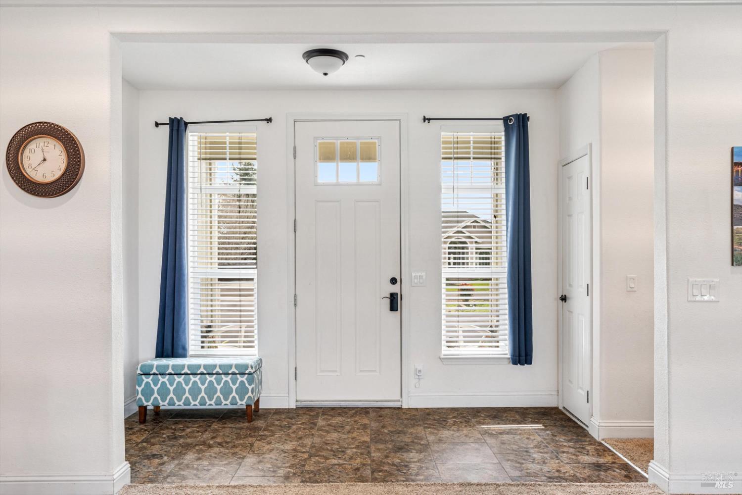 Detail Gallery Image 13 of 38 For 1707 Weiss Ln, Penngrove,  CA 94951 - 5 Beds | 3 Baths