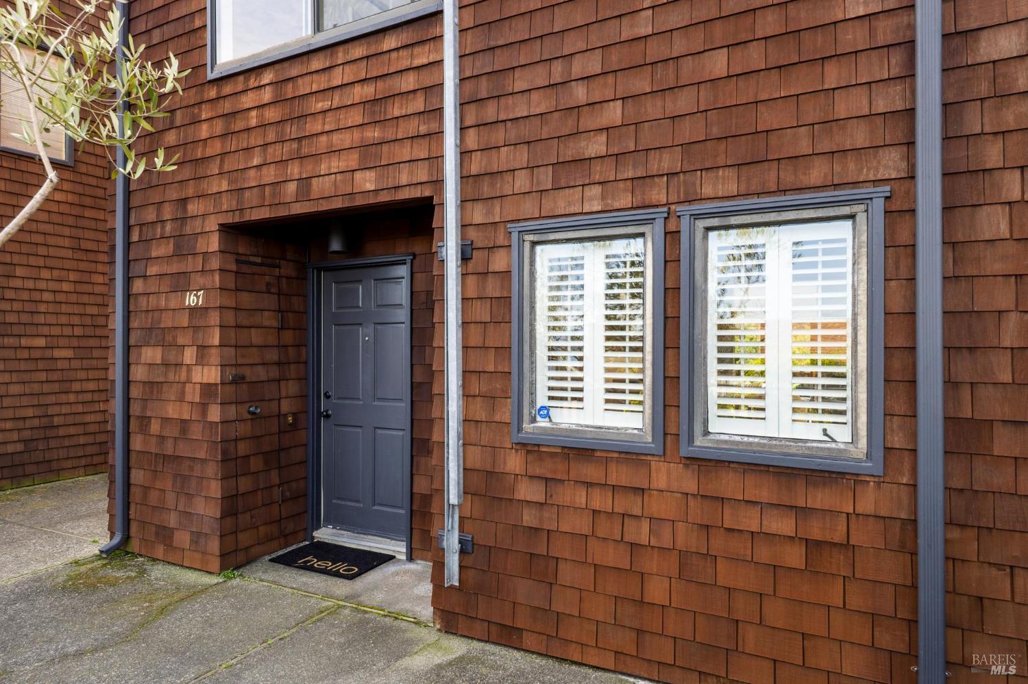 Detail Gallery Image 51 of 51 For 167 Headlands Ct, Sausalito,  CA 94965 - 2 Beds | 2/1 Baths