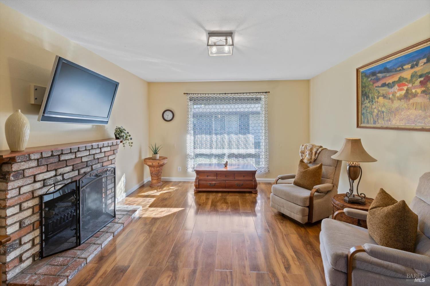 Detail Gallery Image 4 of 53 For 3429 Willis Dr, Napa,  CA 94558 - 3 Beds | 2 Baths