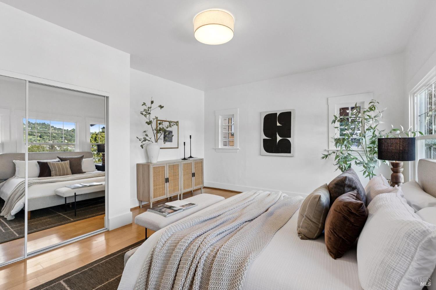 Detail Gallery Image 12 of 29 For 44 Martens Blvd, San Rafael,  CA 94901 - – Beds | – Baths