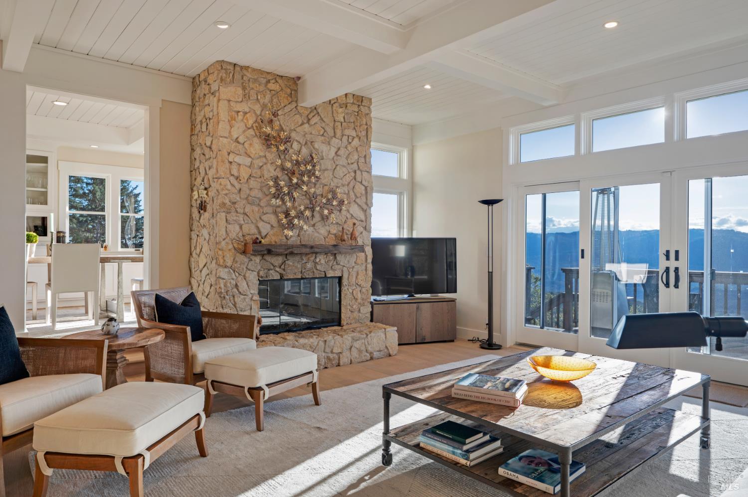 Detail Gallery Image 15 of 51 For 2557 Trinity Rd, Glen Ellen,  CA 95442 - 4 Beds | 5/1 Baths