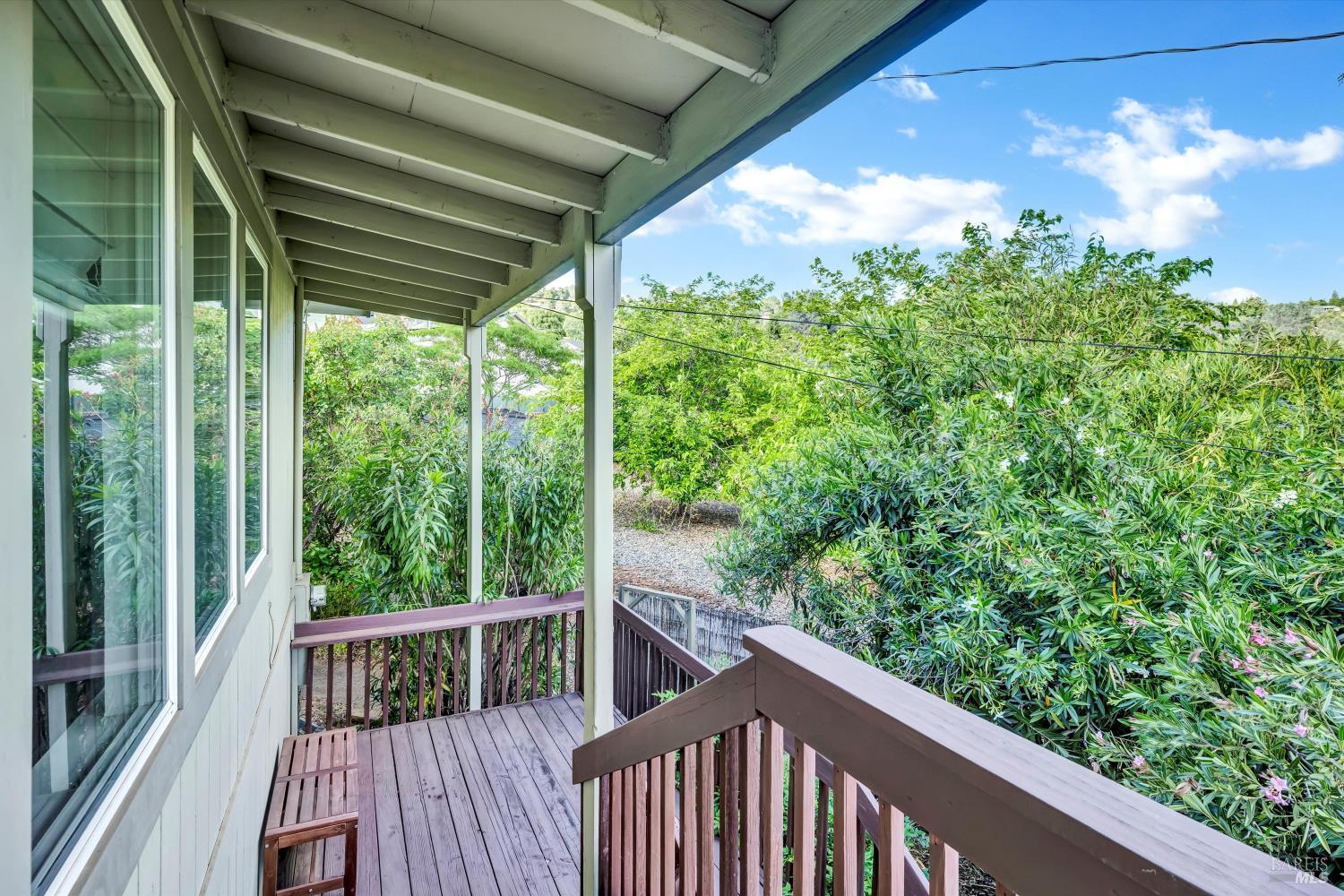 Detail Gallery Image 28 of 47 For 18528 N Shore Dr, Hidden Valley Lake,  CA 95467 - 3 Beds | 3 Baths