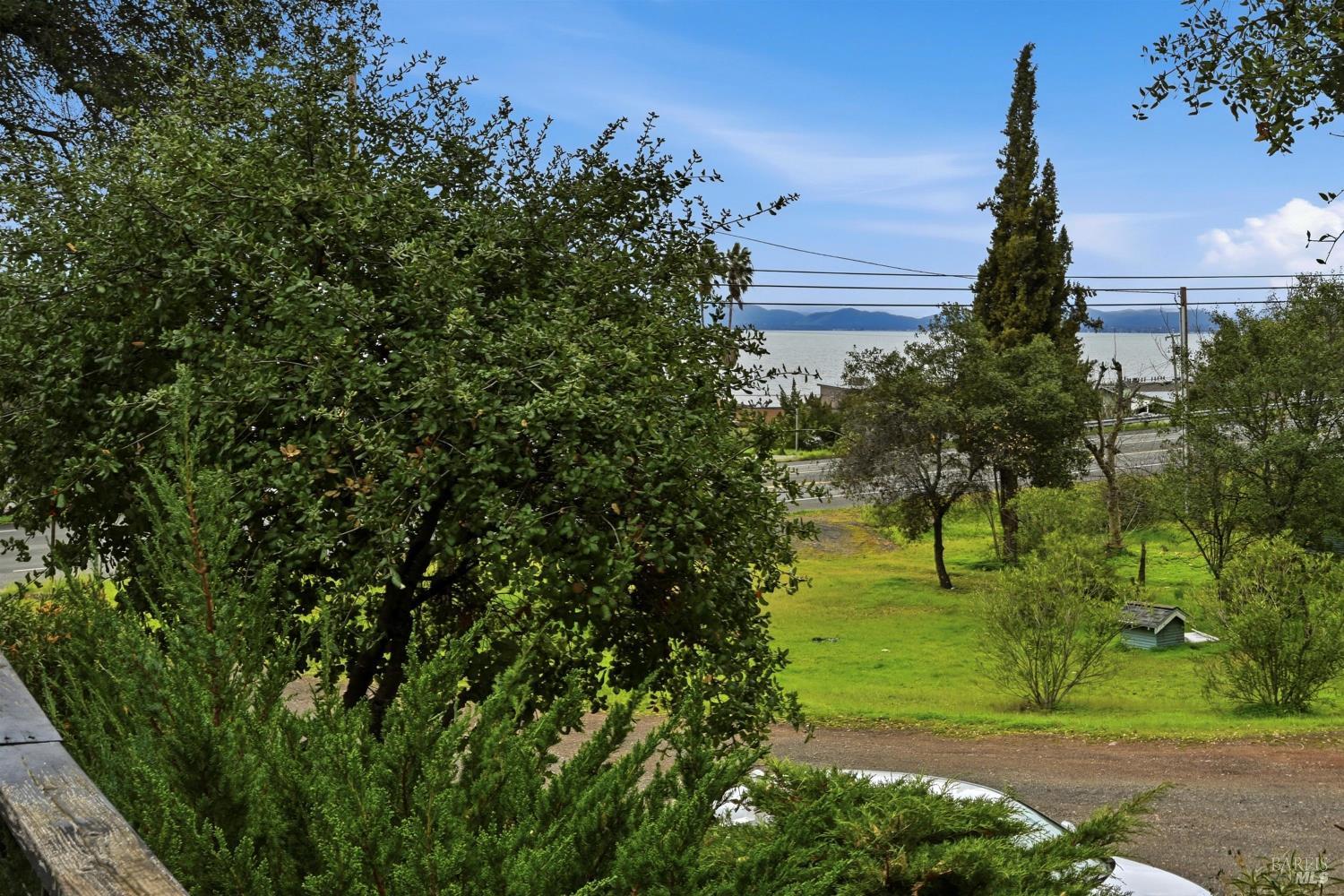 Detail Gallery Image 3 of 30 For 3114 Manzanita Rd, Nice,  CA 95464 - 3 Beds | 2 Baths