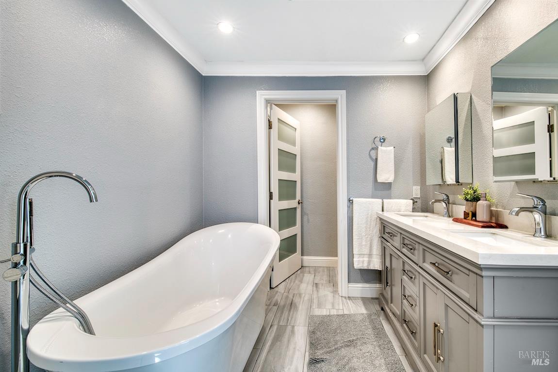 Detail Gallery Image 83 of 85 For 101 H Ln, Novato,  CA 94945 - 5 Beds | 4/1 Baths