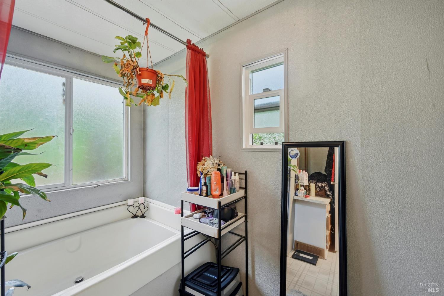 Detail Gallery Image 11 of 30 For 3114 Manzanita Rd, Nice,  CA 95464 - 3 Beds | 2 Baths