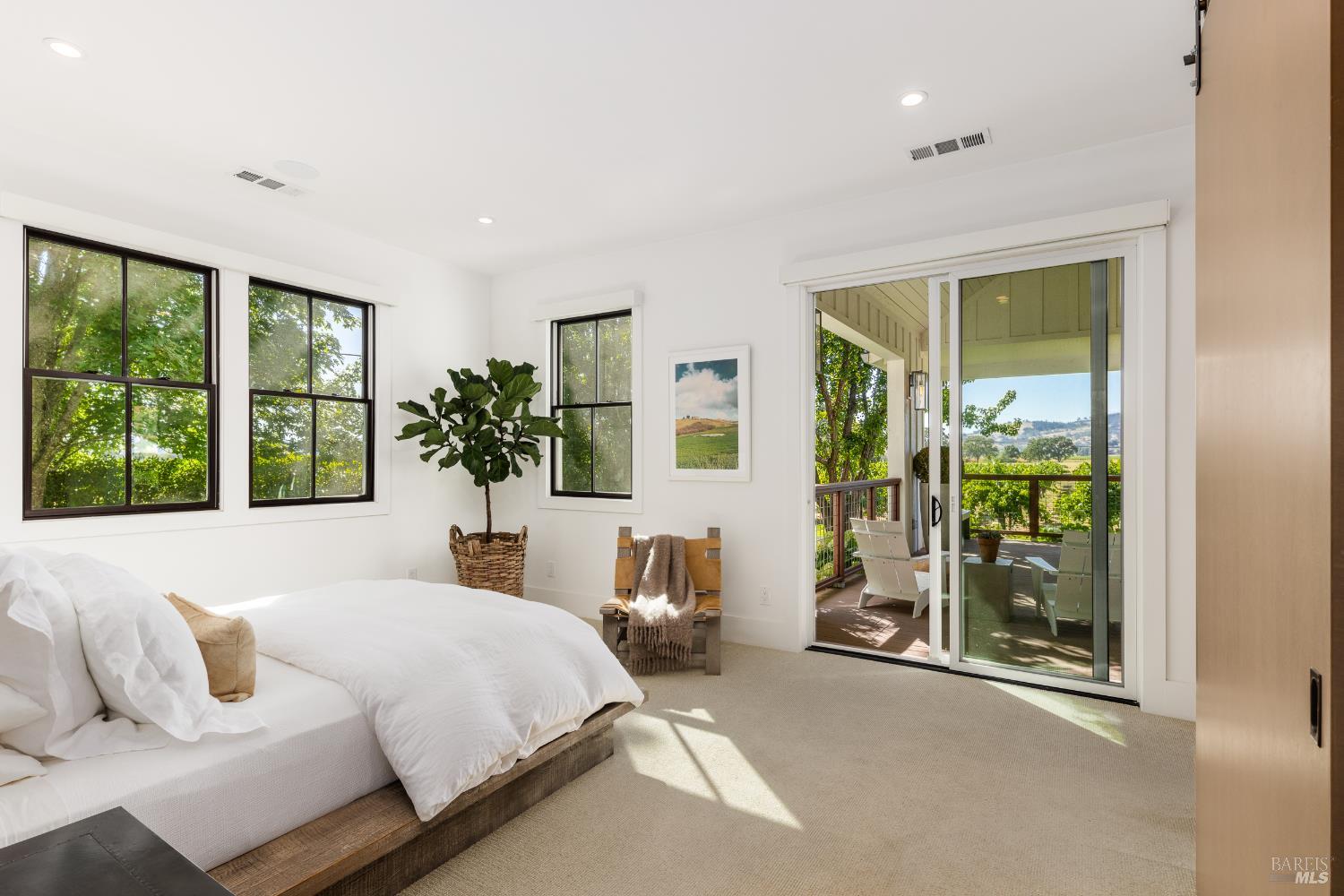 Detail Gallery Image 16 of 40 For 6476 Red Winery Rd, Geyserville,  CA 95441 - 3 Beds | 3 Baths