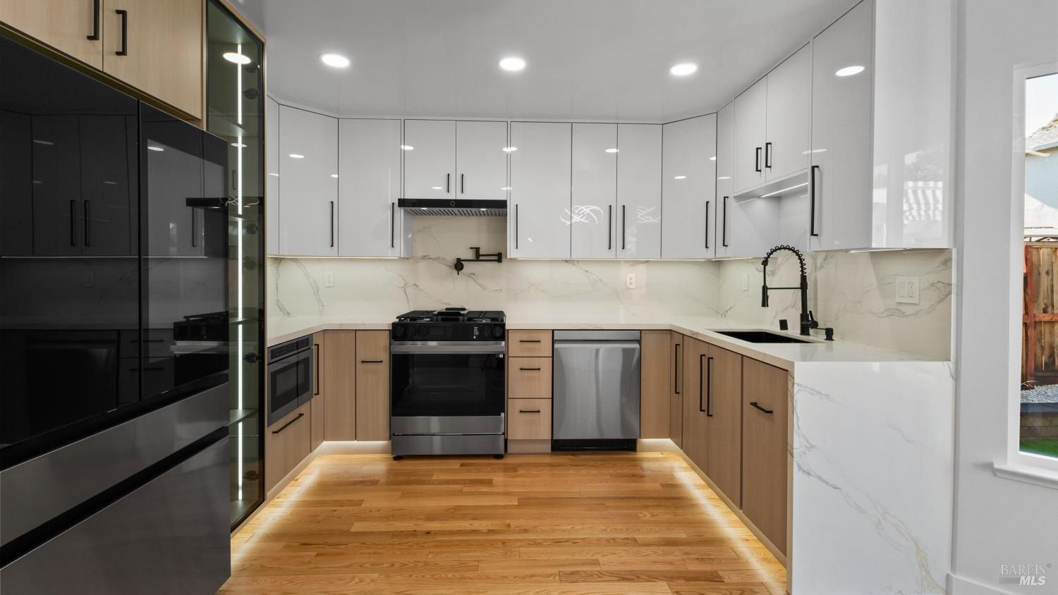 Detail Gallery Image 14 of 48 For 338 Ridgecrest Cir, Suisun City,  CA 94585 - 3 Beds | 2 Baths