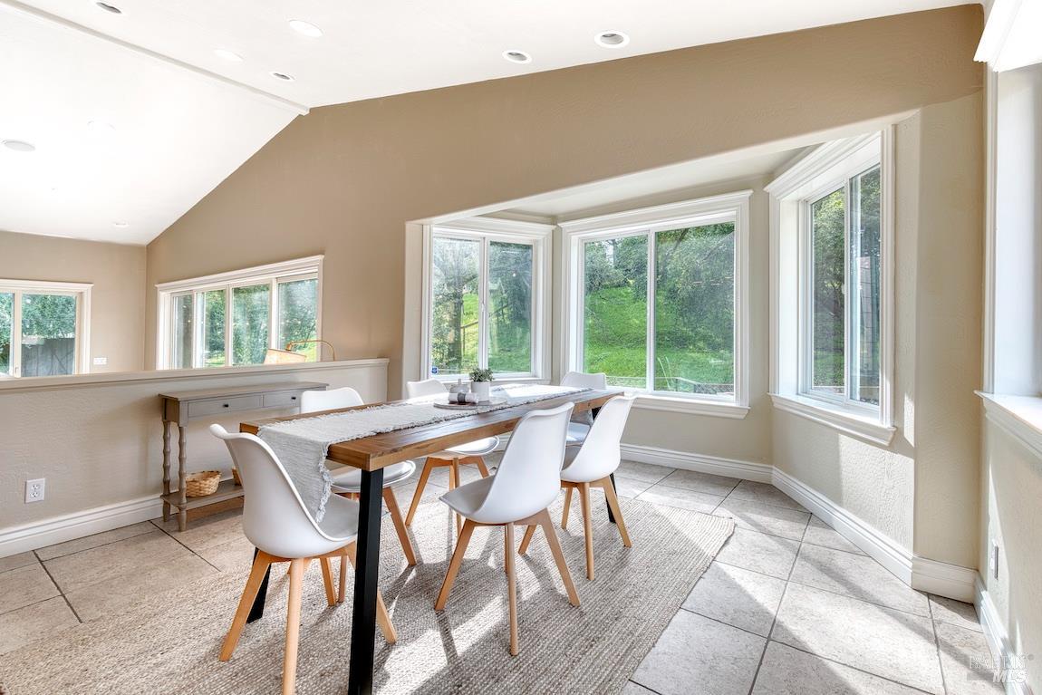 Detail Gallery Image 67 of 85 For 101 H Ln, Novato,  CA 94945 - 5 Beds | 4/1 Baths