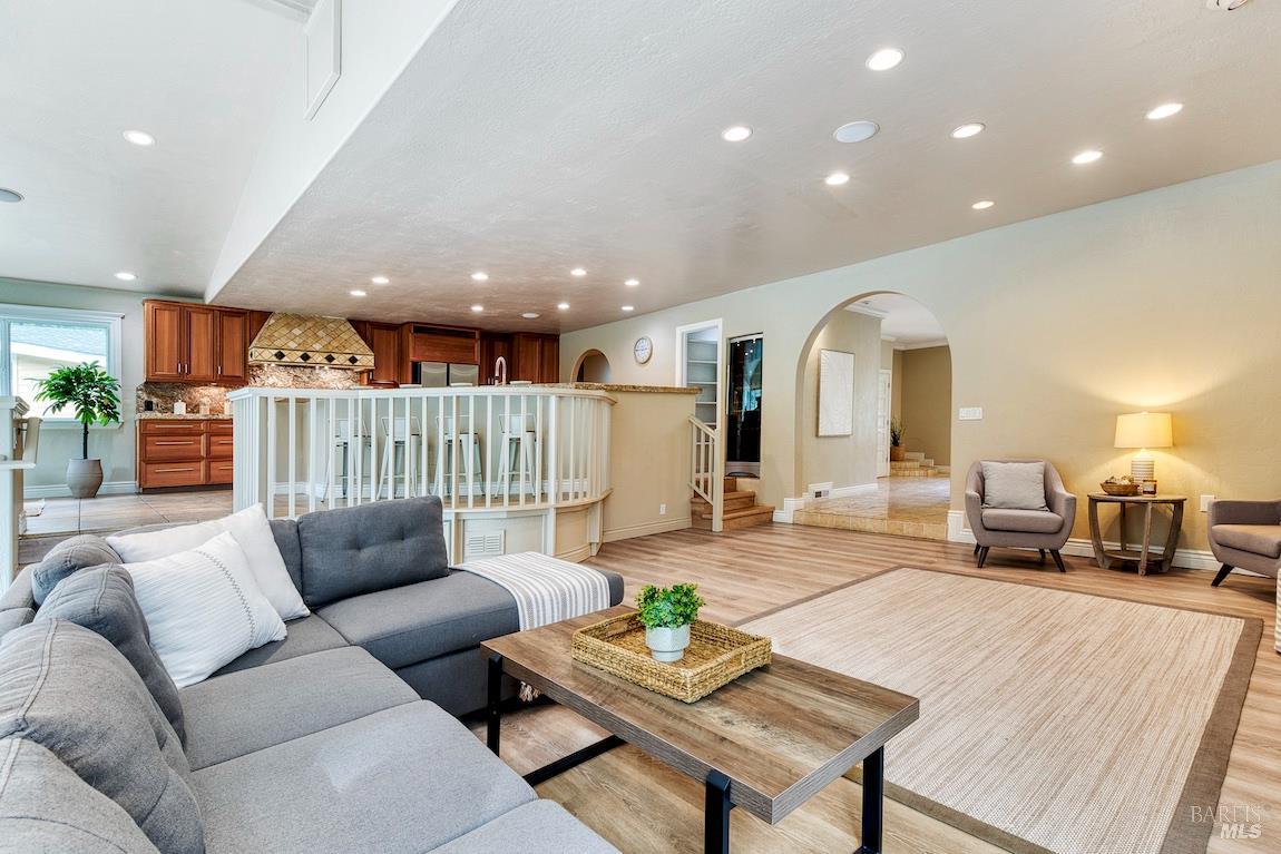 Detail Gallery Image 64 of 85 For 101 H Ln, Novato,  CA 94945 - 5 Beds | 4/1 Baths