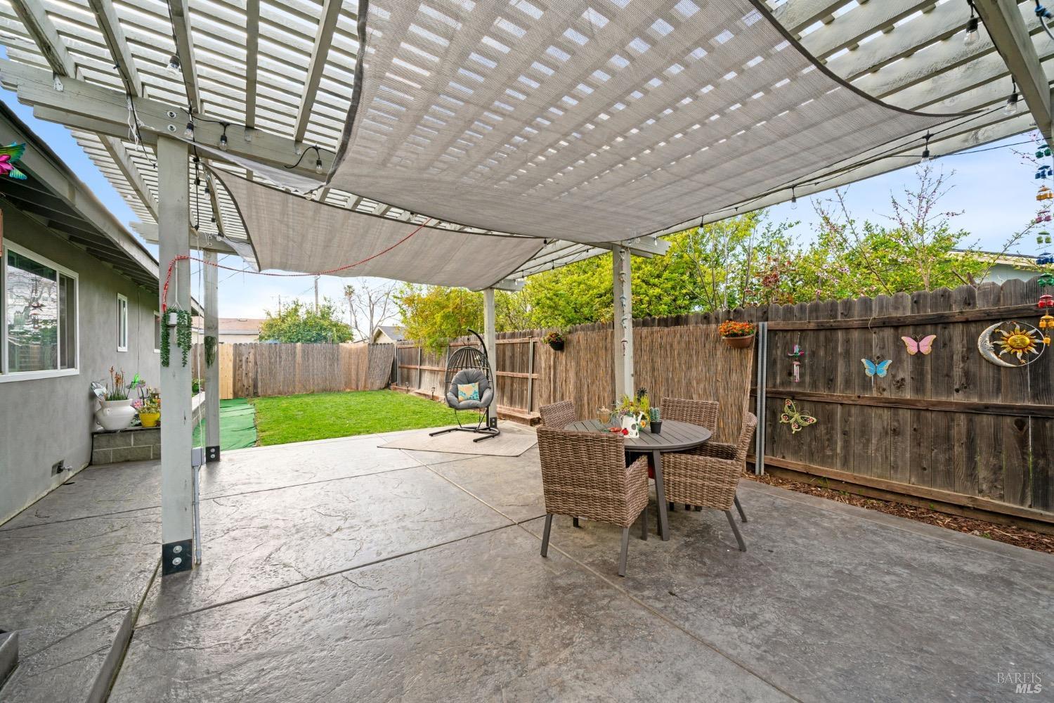 Detail Gallery Image 24 of 30 For 610 Sierra Dr, Dixon,  CA 95620 - 3 Beds | 2 Baths