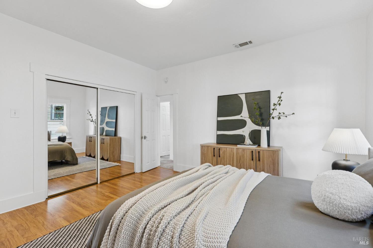 Detail Gallery Image 14 of 29 For 44 Martens Blvd, San Rafael,  CA 94901 - – Beds | – Baths