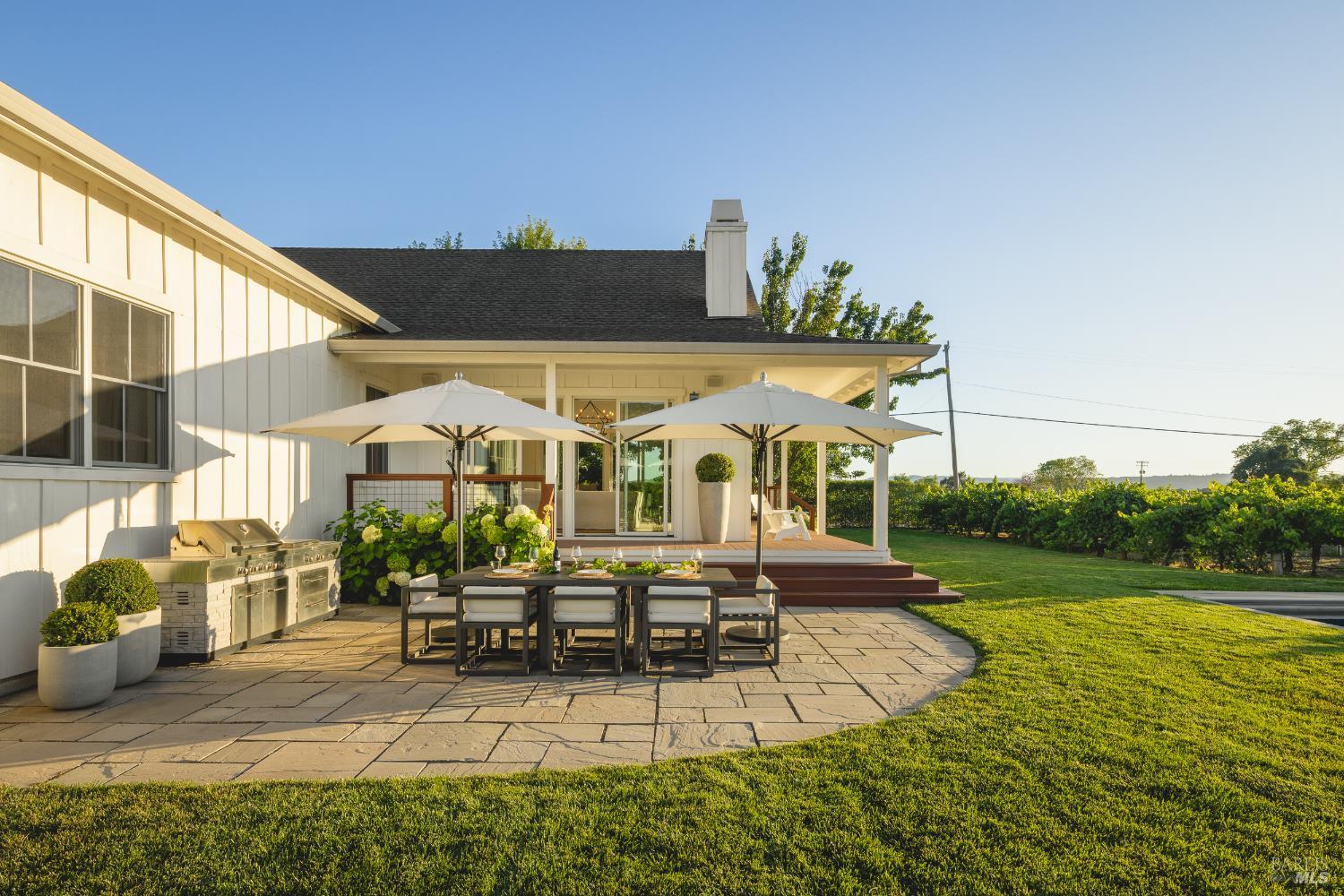 Detail Gallery Image 35 of 40 For 6476 Red Winery Rd, Geyserville,  CA 95441 - 3 Beds | 3 Baths