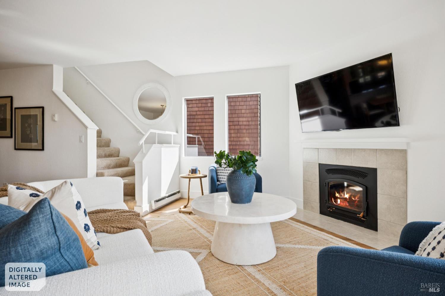 Detail Gallery Image 10 of 51 For 167 Headlands Ct, Sausalito,  CA 94965 - 2 Beds | 2/1 Baths