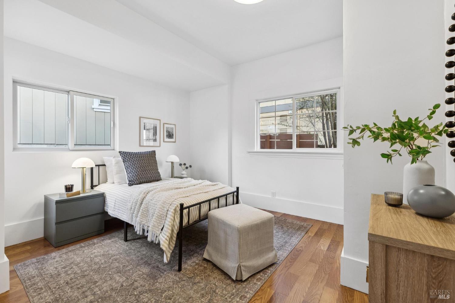 Detail Gallery Image 15 of 29 For 44 Martens Blvd, San Rafael,  CA 94901 - – Beds | – Baths