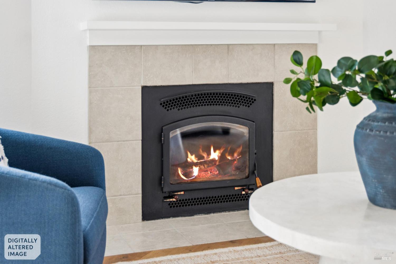 Detail Gallery Image 12 of 51 For 167 Headlands Ct, Sausalito,  CA 94965 - 2 Beds | 2/1 Baths