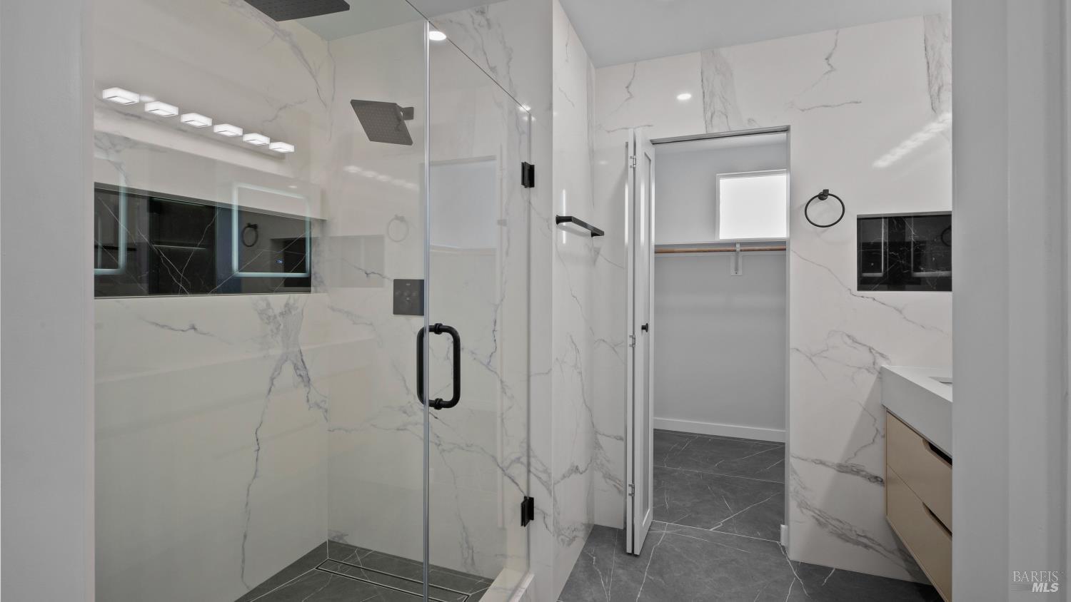 Detail Gallery Image 28 of 48 For 338 Ridgecrest Cir, Suisun City,  CA 94585 - 3 Beds | 2 Baths