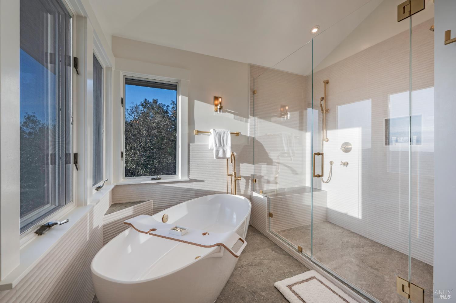 Detail Gallery Image 27 of 51 For 2557 Trinity Rd, Glen Ellen,  CA 95442 - 4 Beds | 5/1 Baths