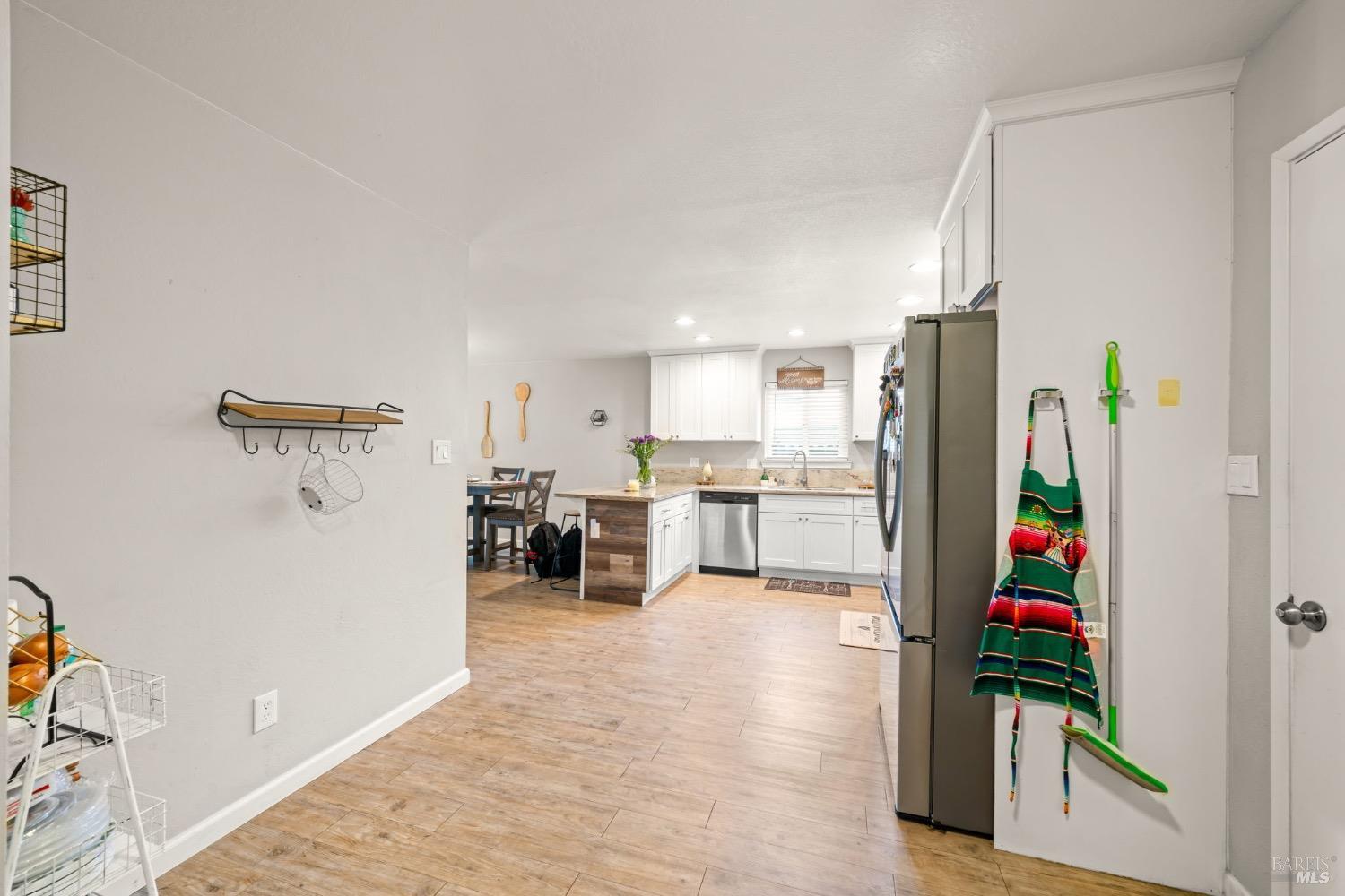 Detail Gallery Image 18 of 30 For 610 Sierra Dr, Dixon,  CA 95620 - 3 Beds | 2 Baths