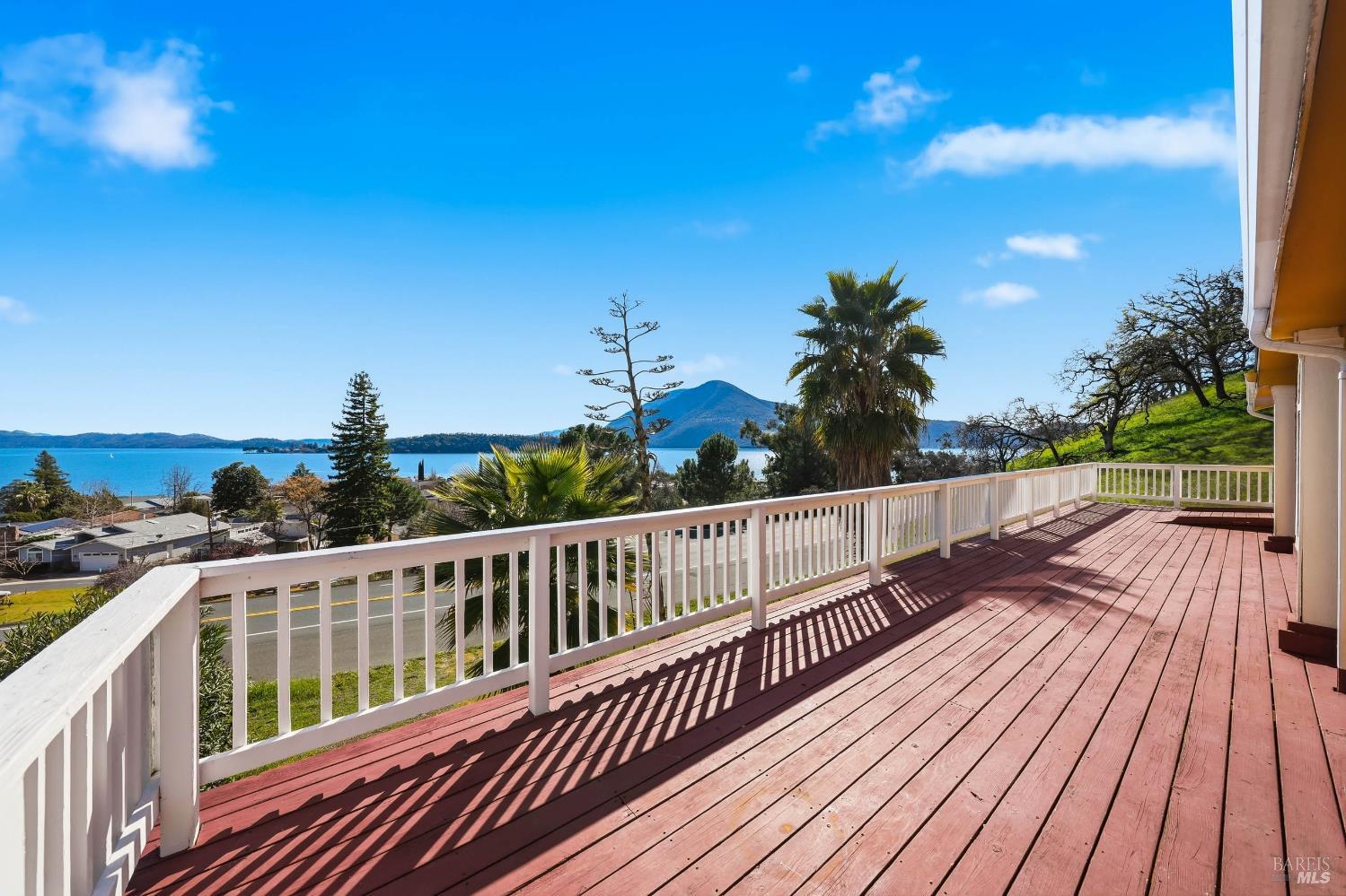 Detail Gallery Image 4 of 37 For 7765 Verna Way, Lucerne,  CA 95458 - 3 Beds | 2 Baths