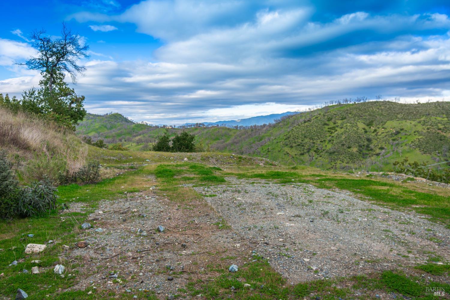 Detail Gallery Image 18 of 37 For 253 Mulford Dr, Napa,  CA 94558 - – Beds | – Baths