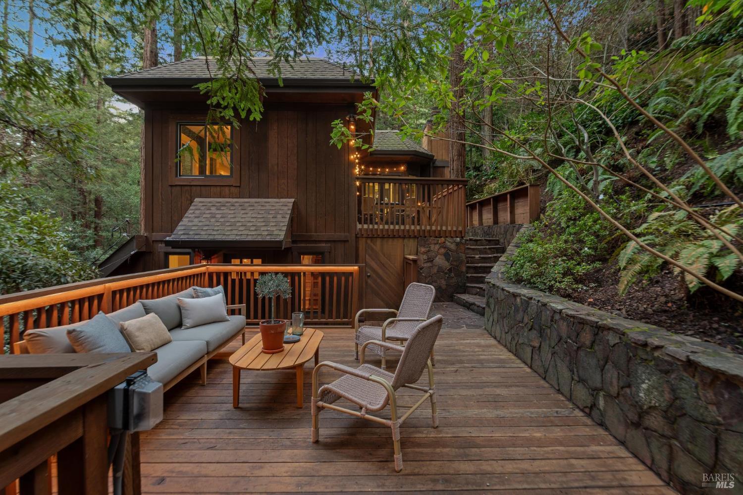 Detail Gallery Image 24 of 24 For 481 Cascade Dr, Mill Valley,  CA 94941 - 4 Beds | 3/1 Baths