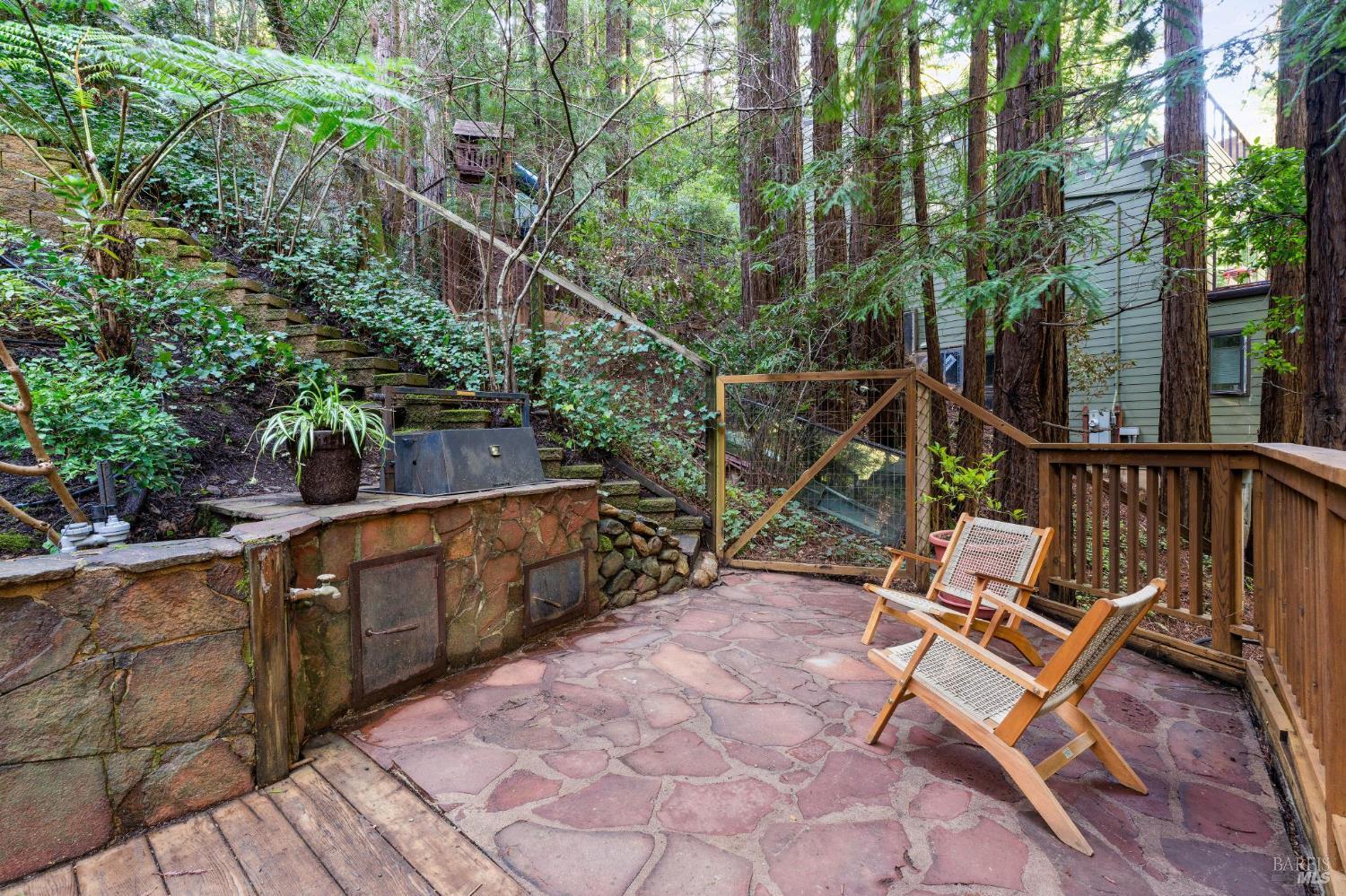 Detail Gallery Image 23 of 24 For 481 Cascade Dr, Mill Valley,  CA 94941 - 4 Beds | 3/1 Baths