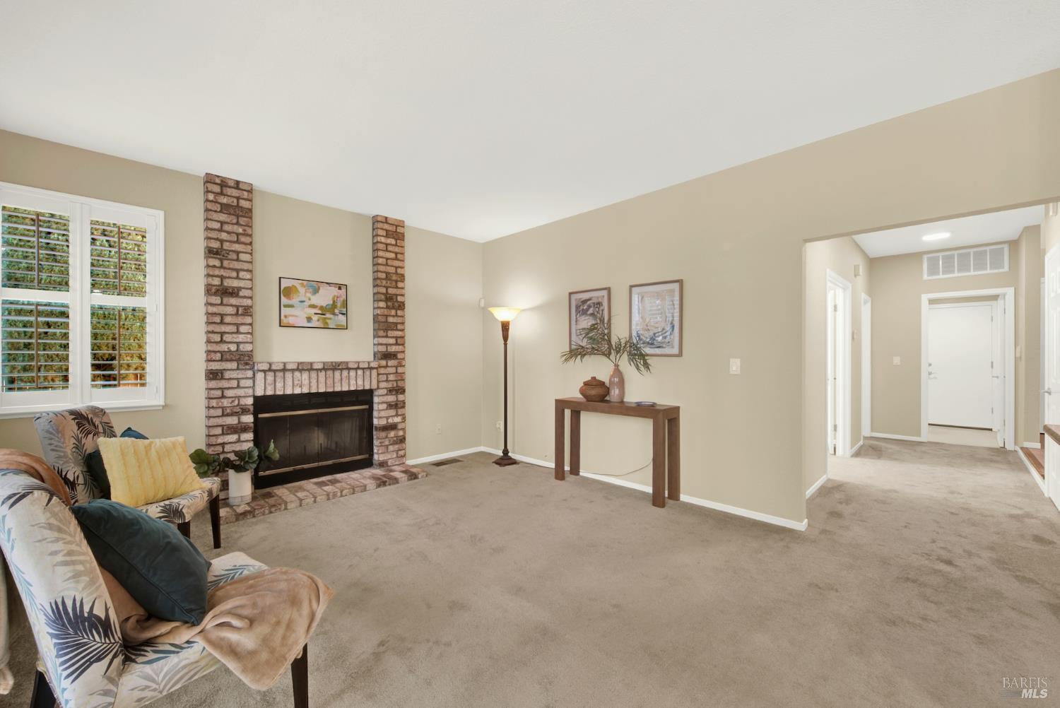 Detail Gallery Image 23 of 60 For 155 Fallen Leaf Dr, Vacaville,  CA 95687 - 4 Beds | 3 Baths