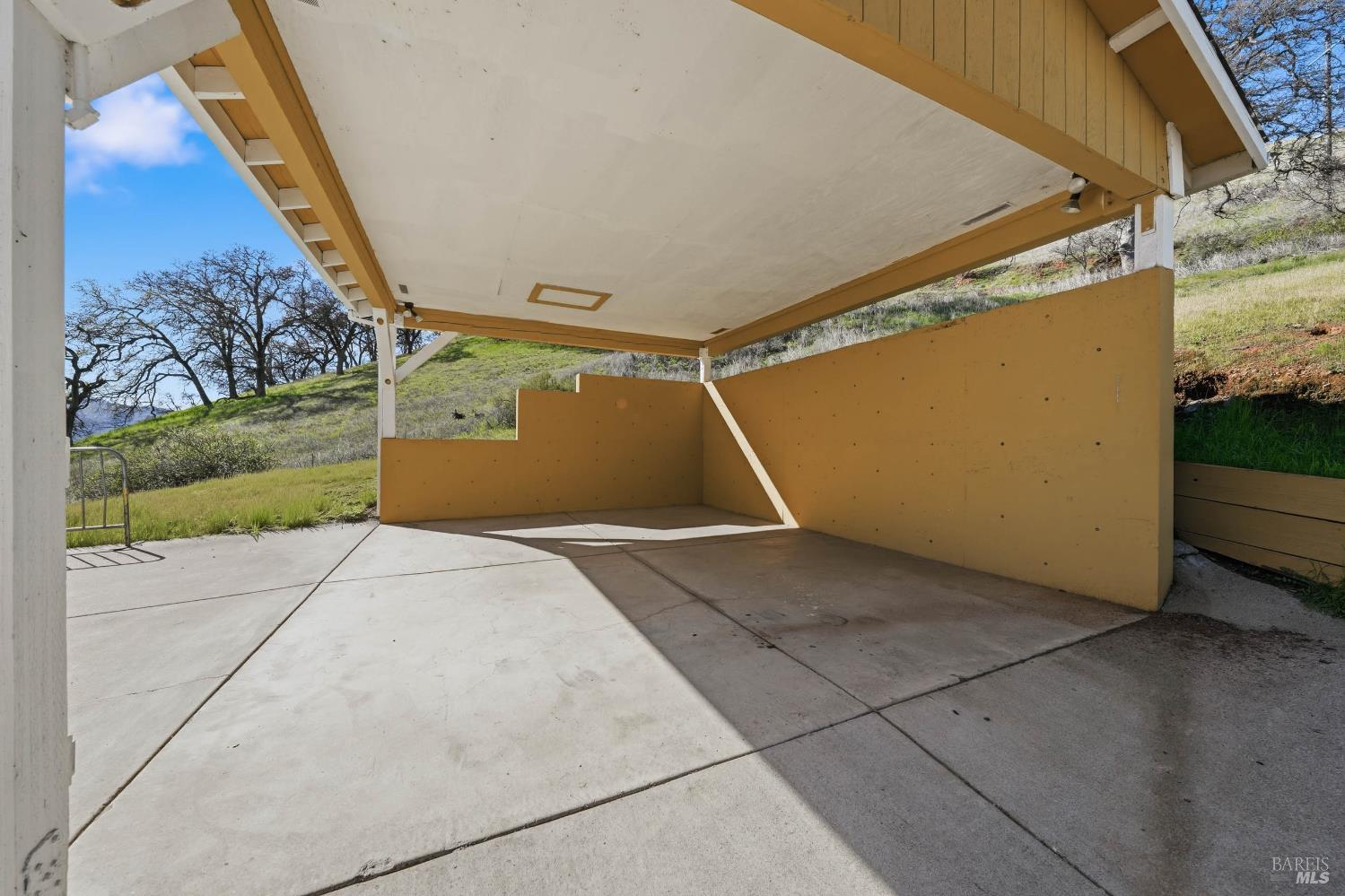 Detail Gallery Image 24 of 37 For 7765 Verna Way, Lucerne,  CA 95458 - 3 Beds | 2 Baths