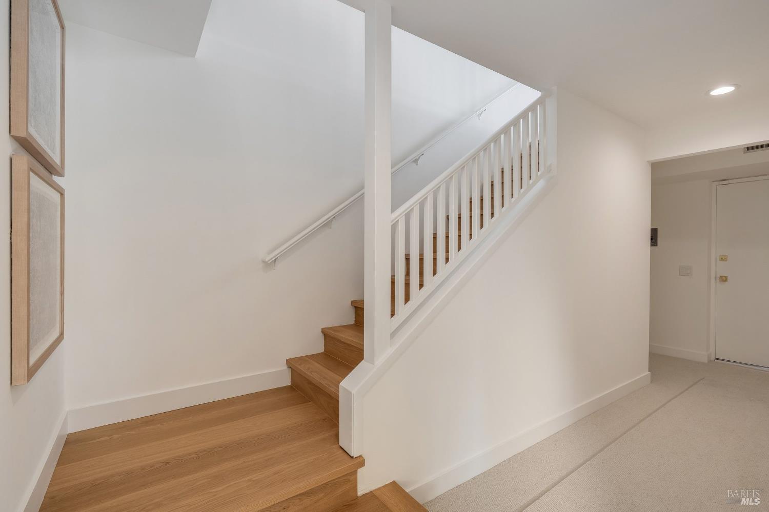 Detail Gallery Image 47 of 92 For 58 Lower North Ter, Tiburon,  CA 94920 - 5 Beds | 3/1 Baths