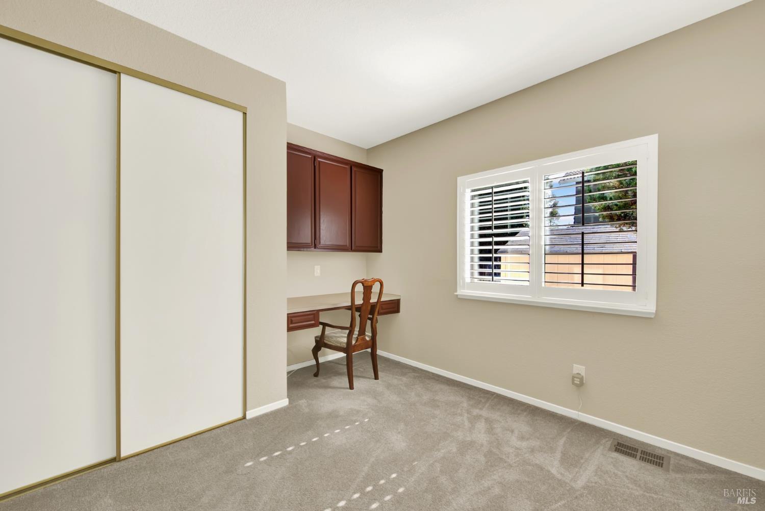 Detail Gallery Image 24 of 60 For 155 Fallen Leaf Dr, Vacaville,  CA 95687 - 4 Beds | 3 Baths