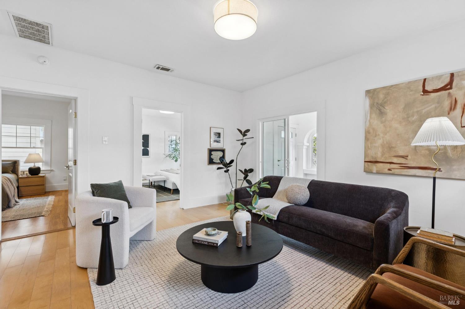 Detail Gallery Image 9 of 29 For 44 Martens Blvd, San Rafael,  CA 94901 - – Beds | – Baths