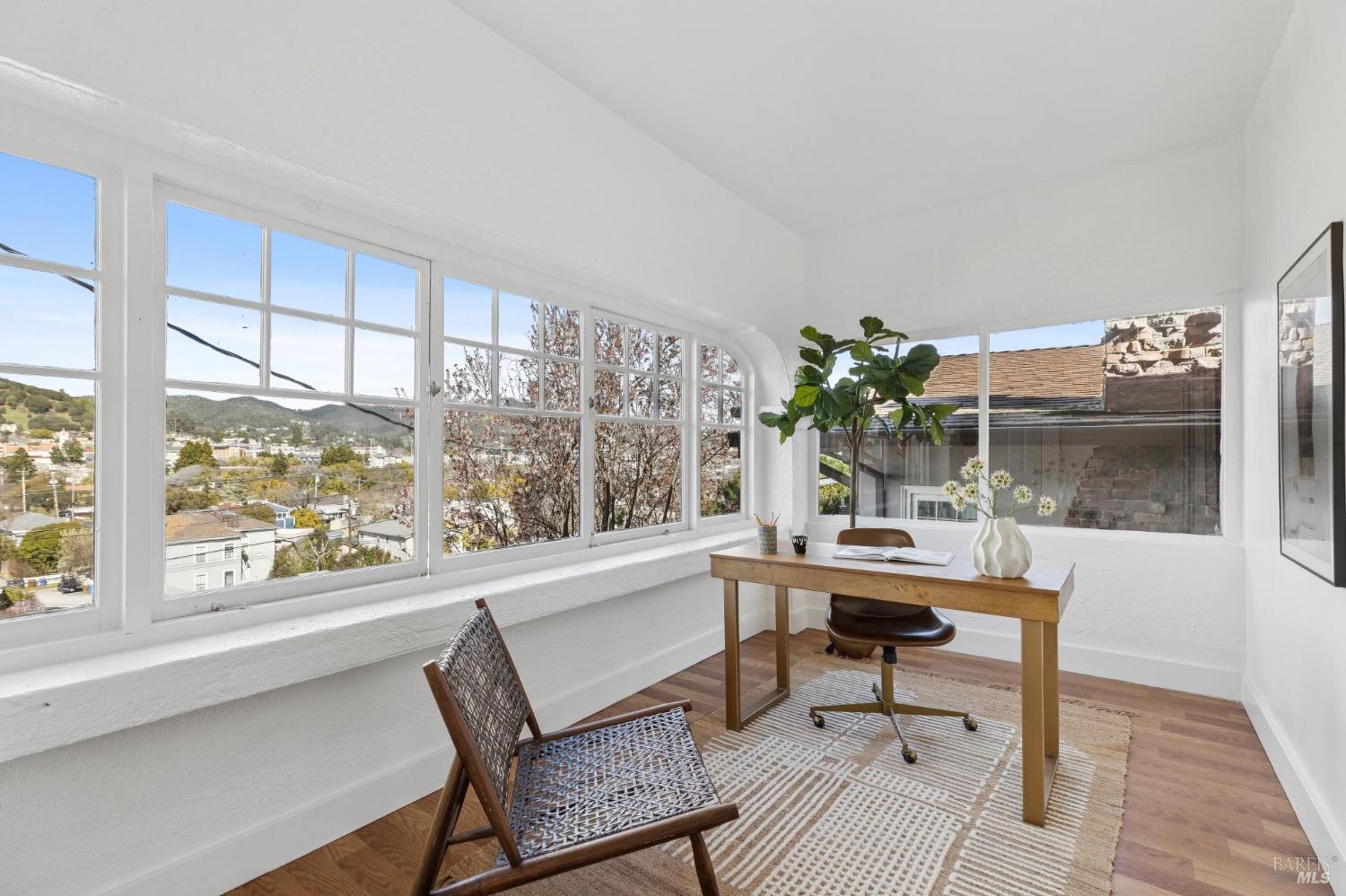 Detail Gallery Image 18 of 29 For 44 Martens Blvd, San Rafael,  CA 94901 - – Beds | – Baths