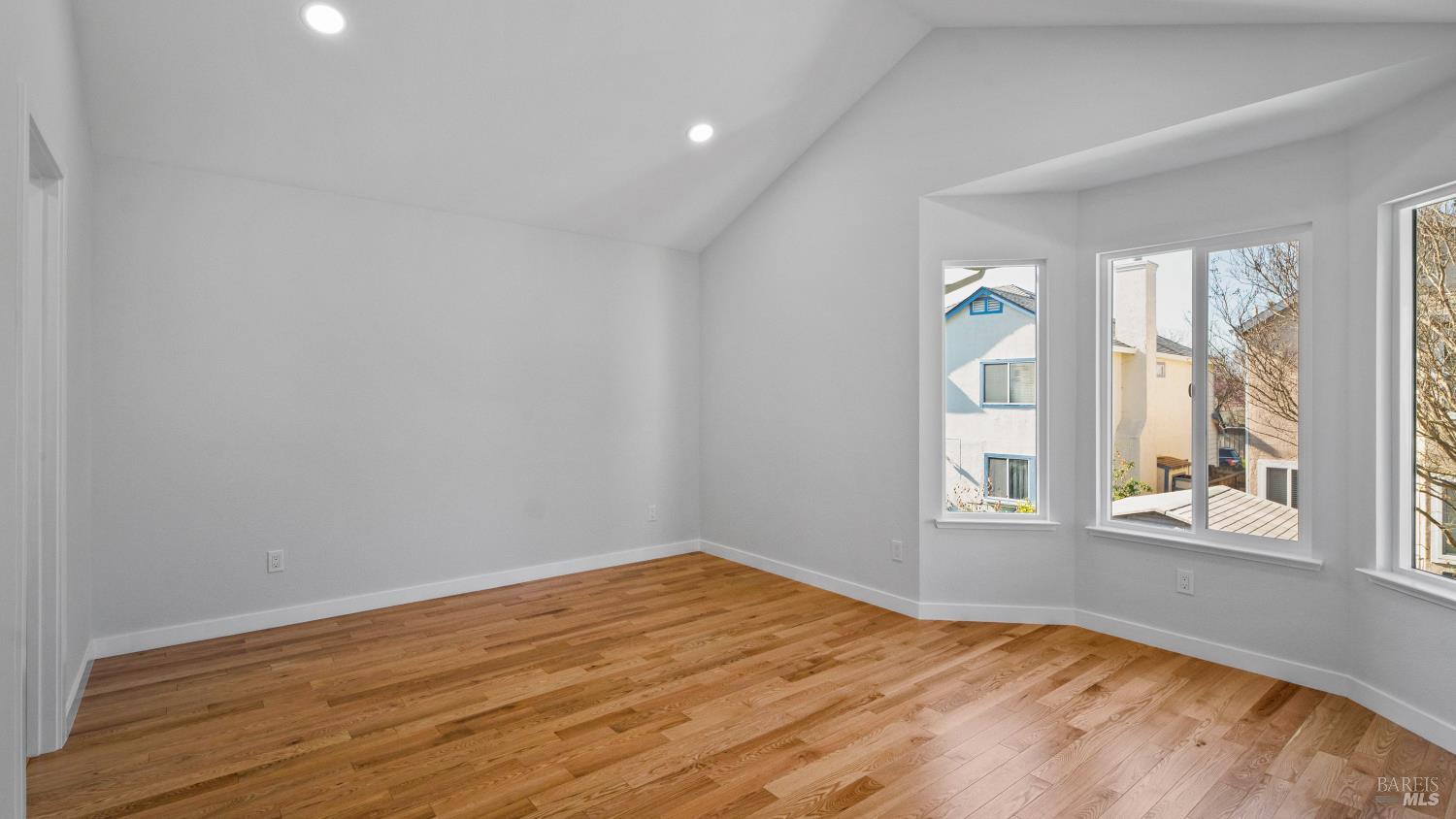 Detail Gallery Image 24 of 48 For 338 Ridgecrest Cir, Suisun City,  CA 94585 - 3 Beds | 2 Baths