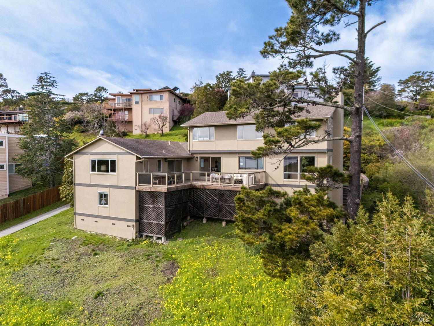 Detail Gallery Image 80 of 92 For 58 Lower North Ter, Tiburon,  CA 94920 - 5 Beds | 3/1 Baths