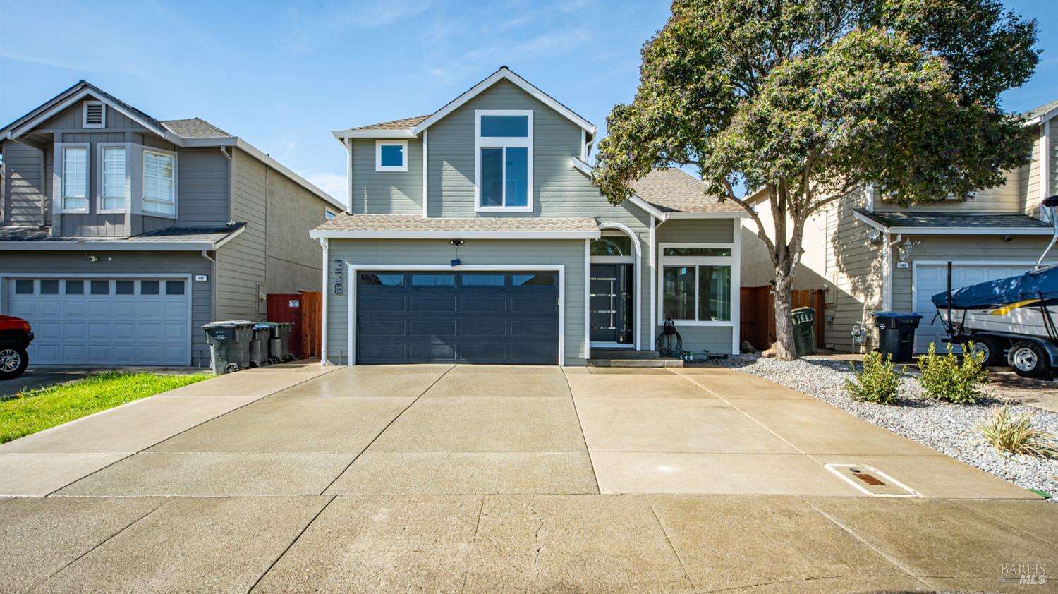 Detail Gallery Image 5 of 48 For 338 Ridgecrest Cir, Suisun City,  CA 94585 - 3 Beds | 2 Baths