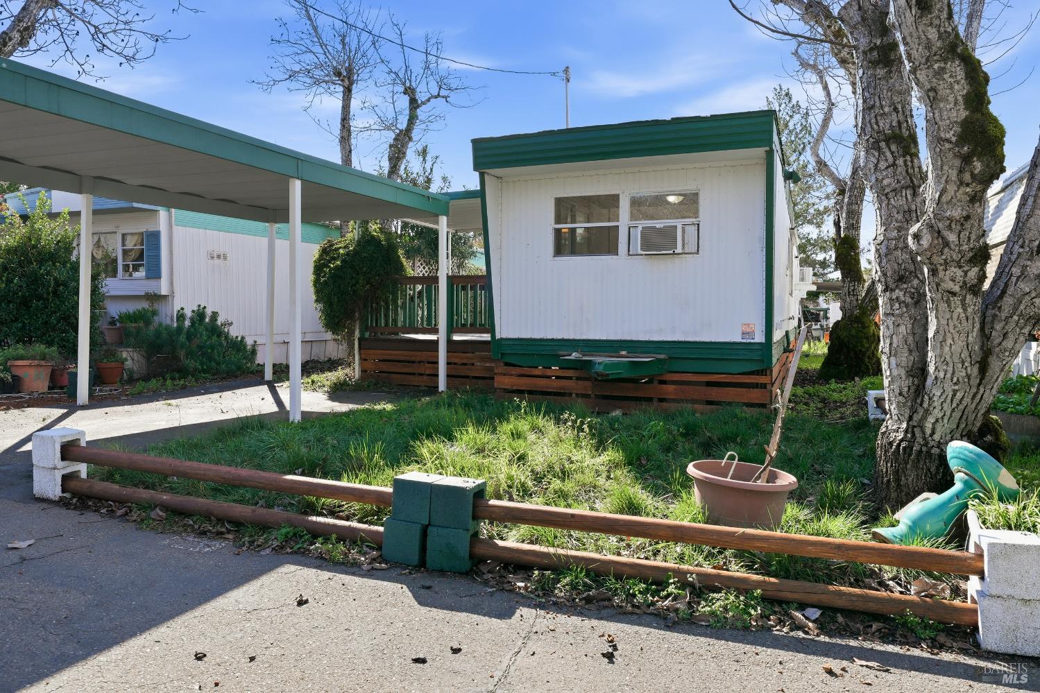 Detail Gallery Image 6 of 30 For 5890 E Highway 20 Hwy 56, Lucerne,  CA 95458 - 1 Beds | 1 Baths